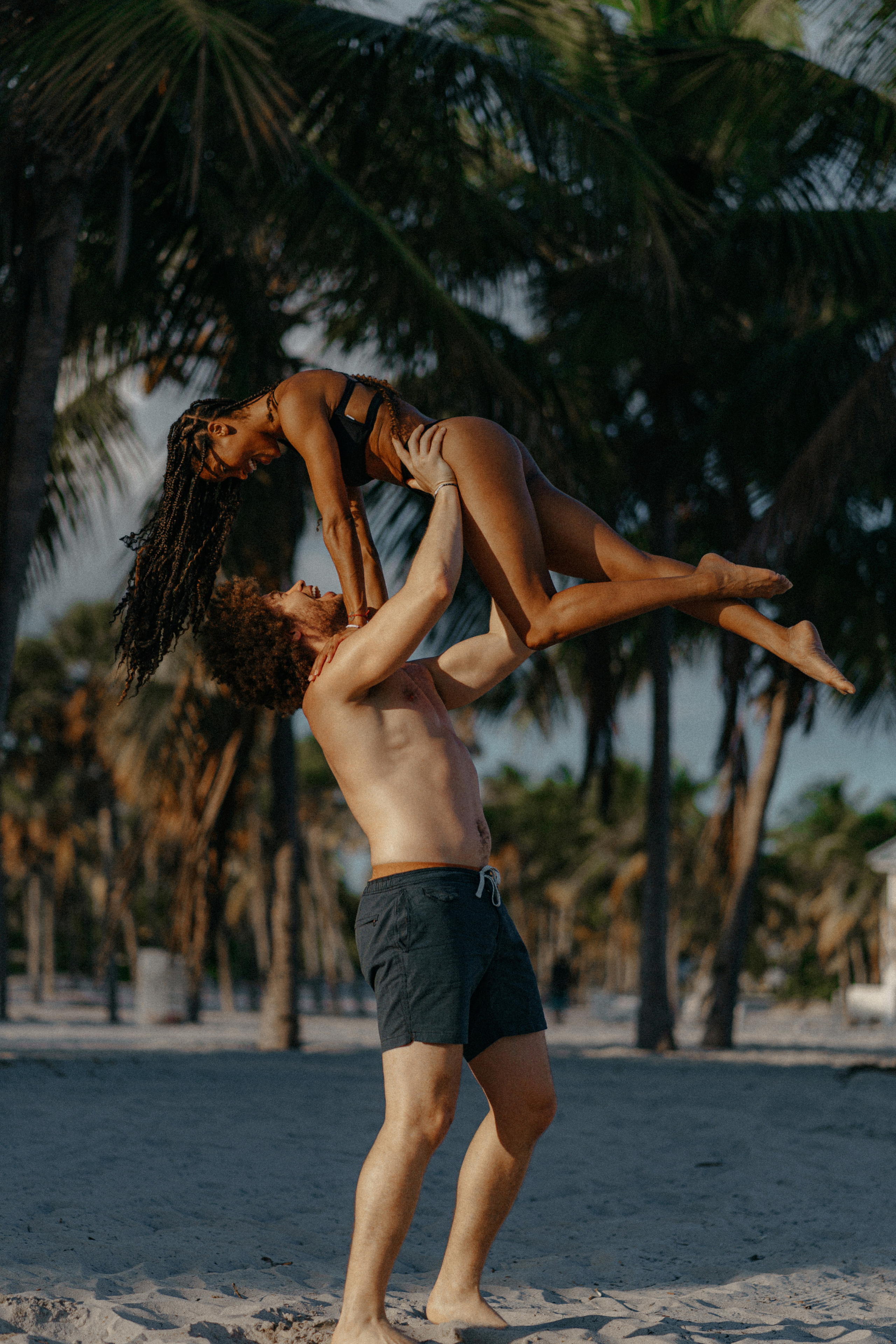 Zoya and Matai | Лавстори в Майами. Professional Photographer in Miami, Florida