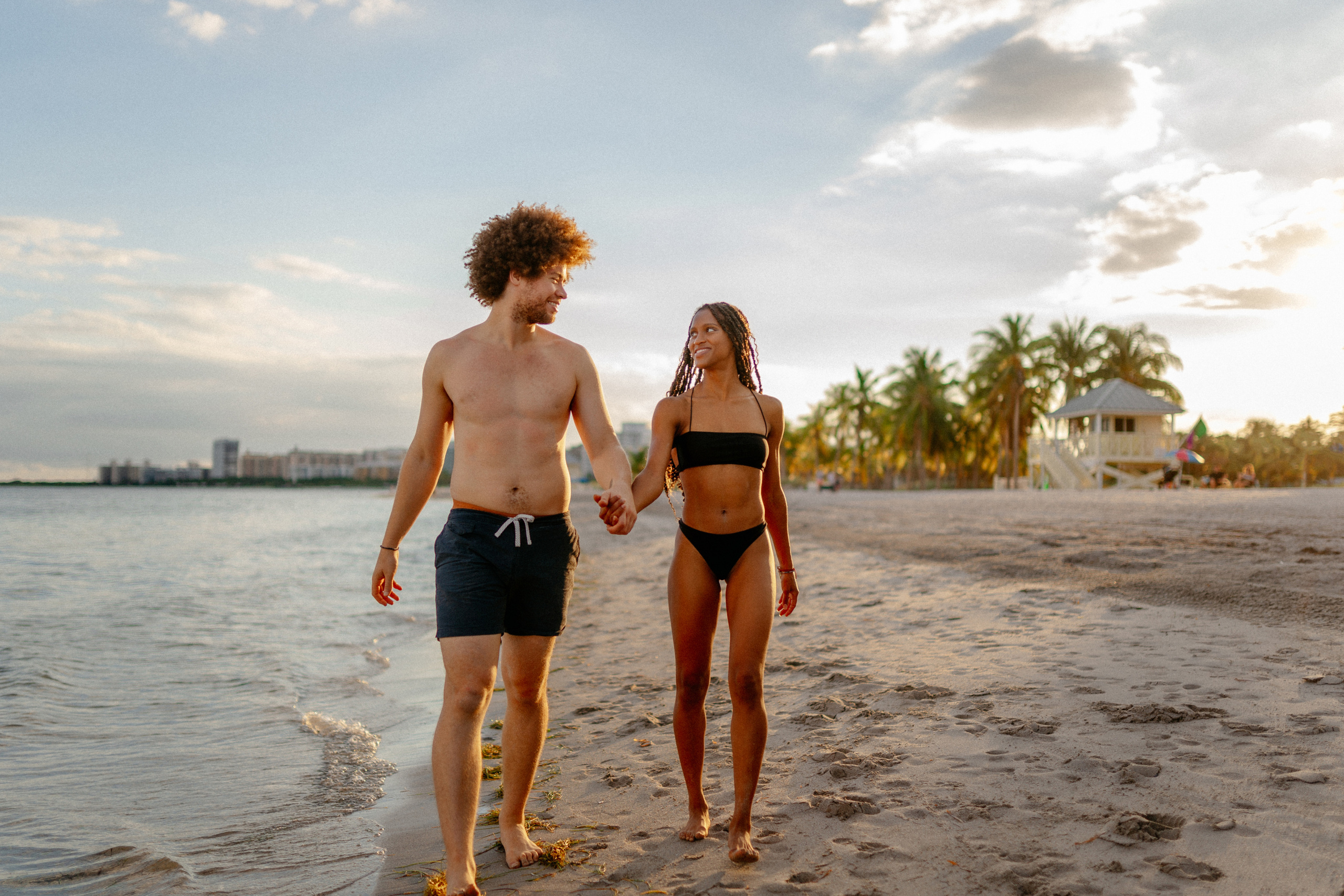 Zoya and Matai | Лавстори в Майами. Professional Photographer in Miami, Florida