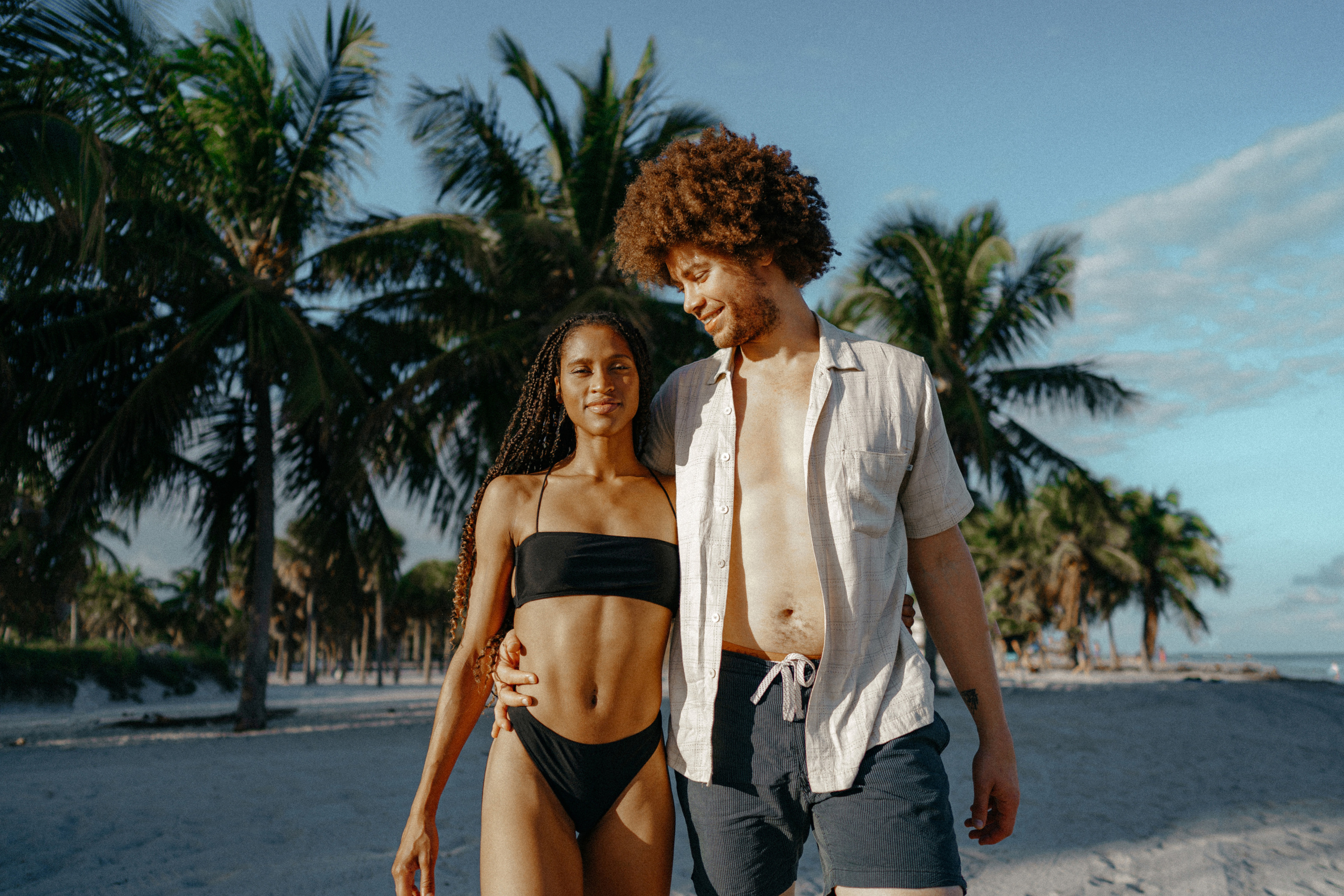 Zoya and Matai | Лавстори в Майами. Professional Photographer in Miami, Florida