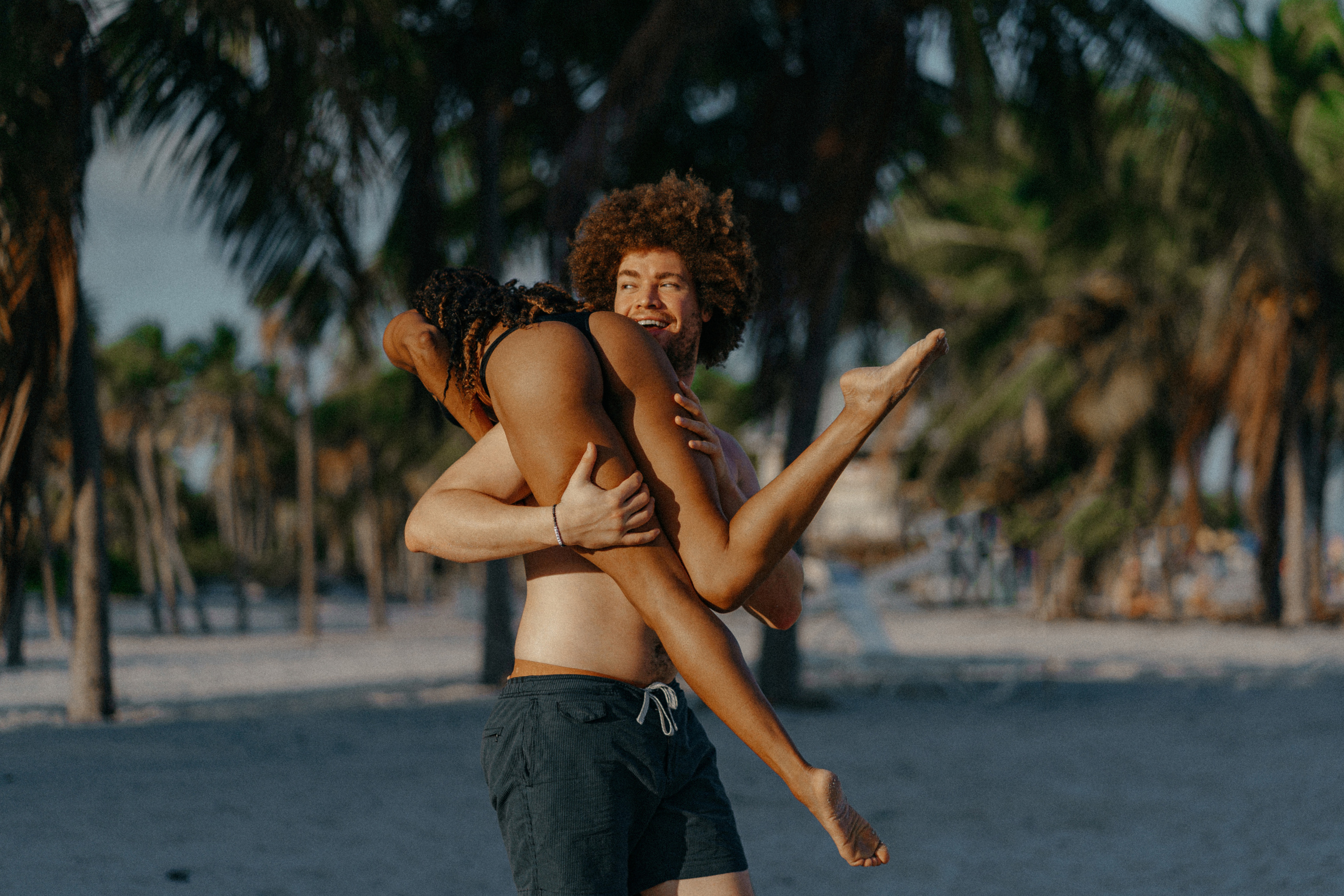 Zoya and Matai | Лавстори в Майами. Professional Photographer in Miami, Florida