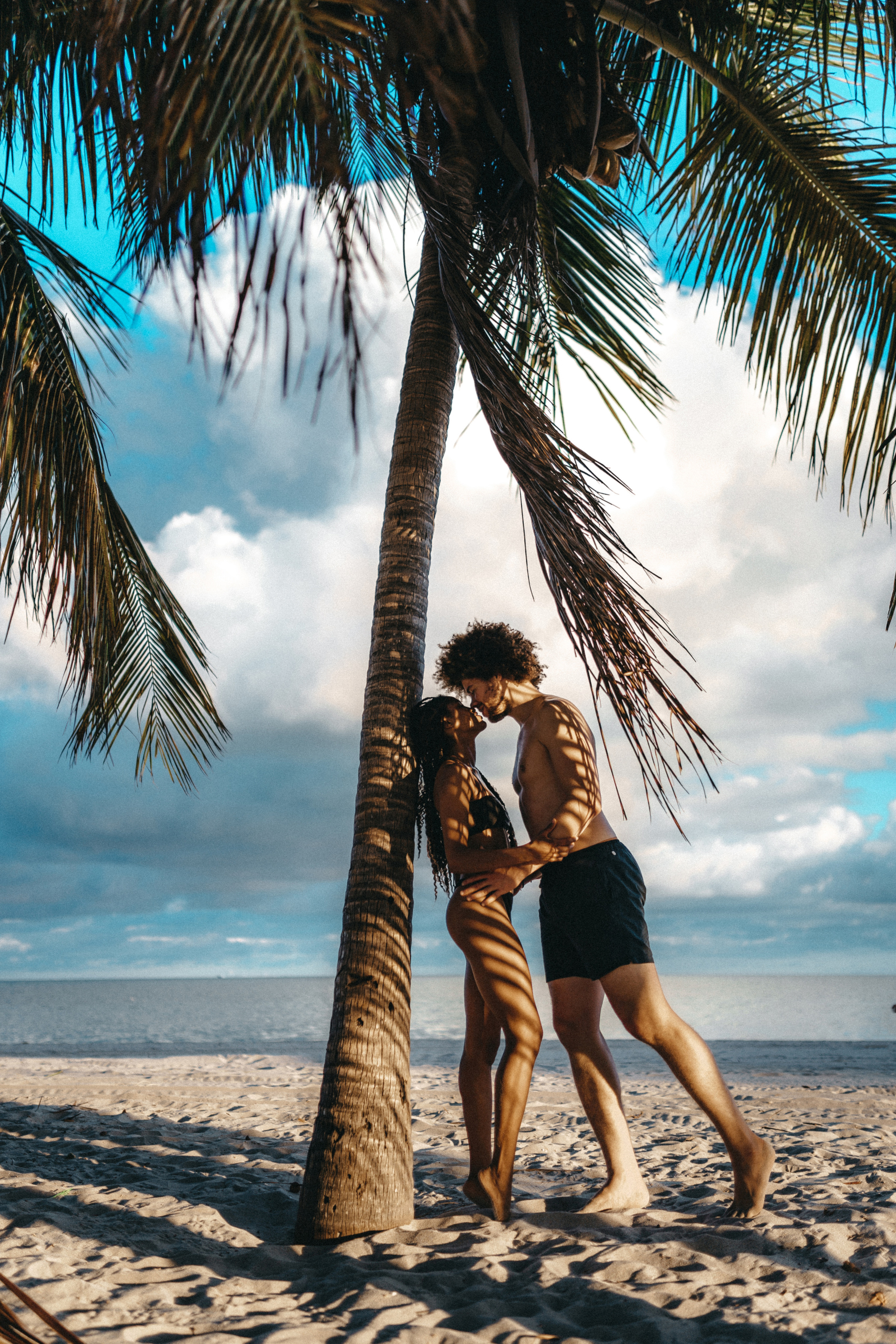 Zoya and Matai | Лавстори в Майами. Professional Photographer in Miami, Florida