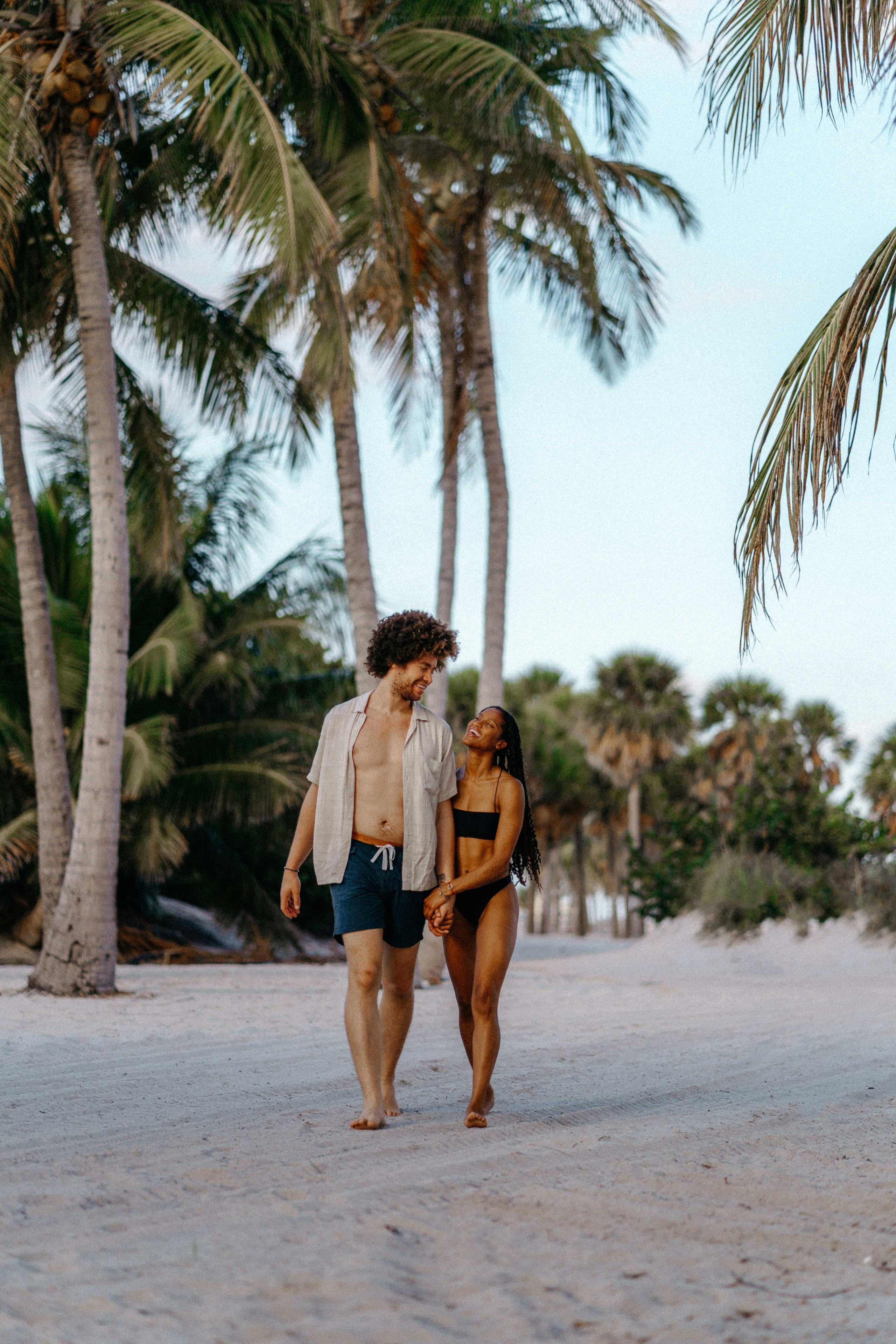 Zoya and Matai | Лавстори в Майами. Professional Photographer in Miami, Florida