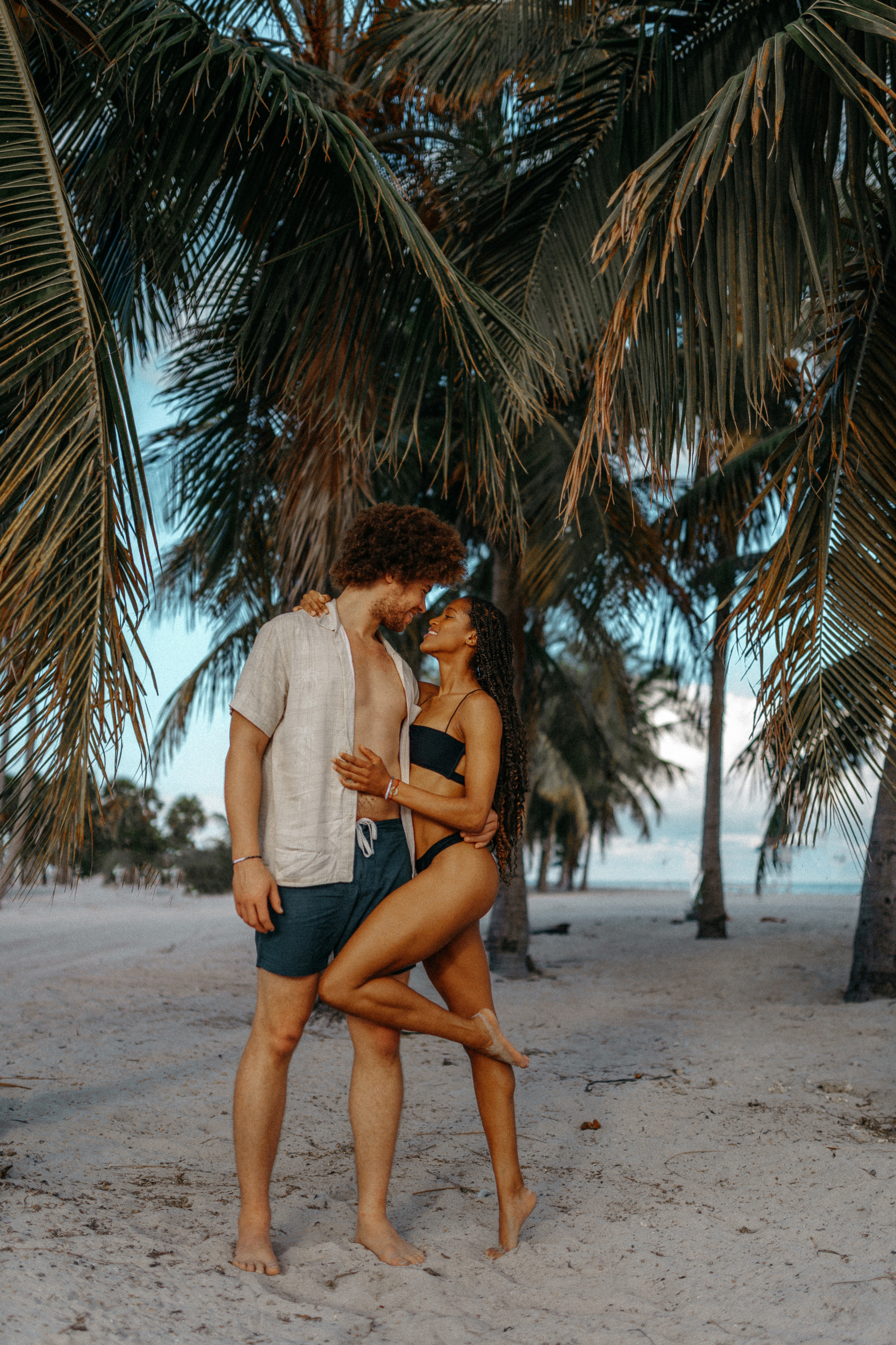 Zoya and Matai | Лавстори в Майами. Professional Photographer in Miami, Florida
