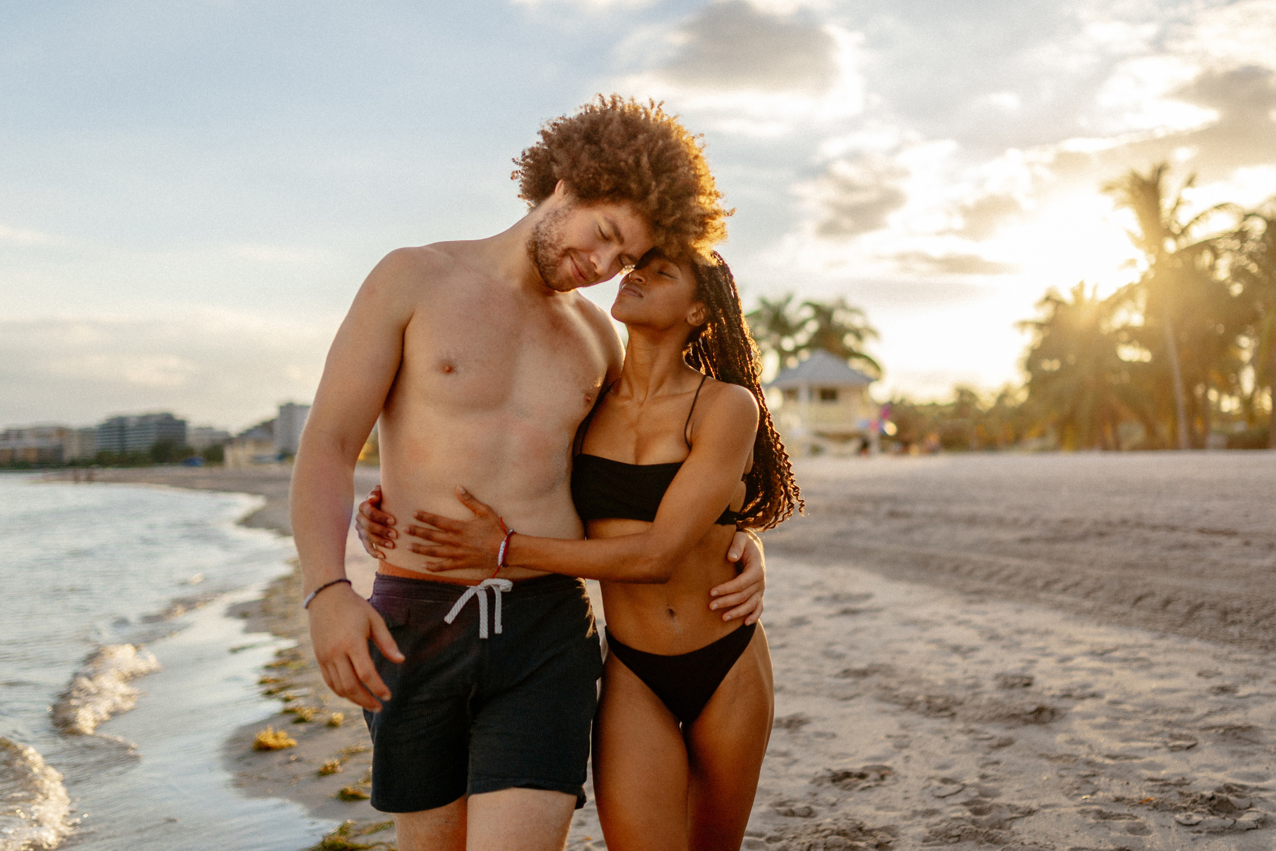 Zoya and Matai | Лавстори в Майами. Professional Photographer in Miami, Florida