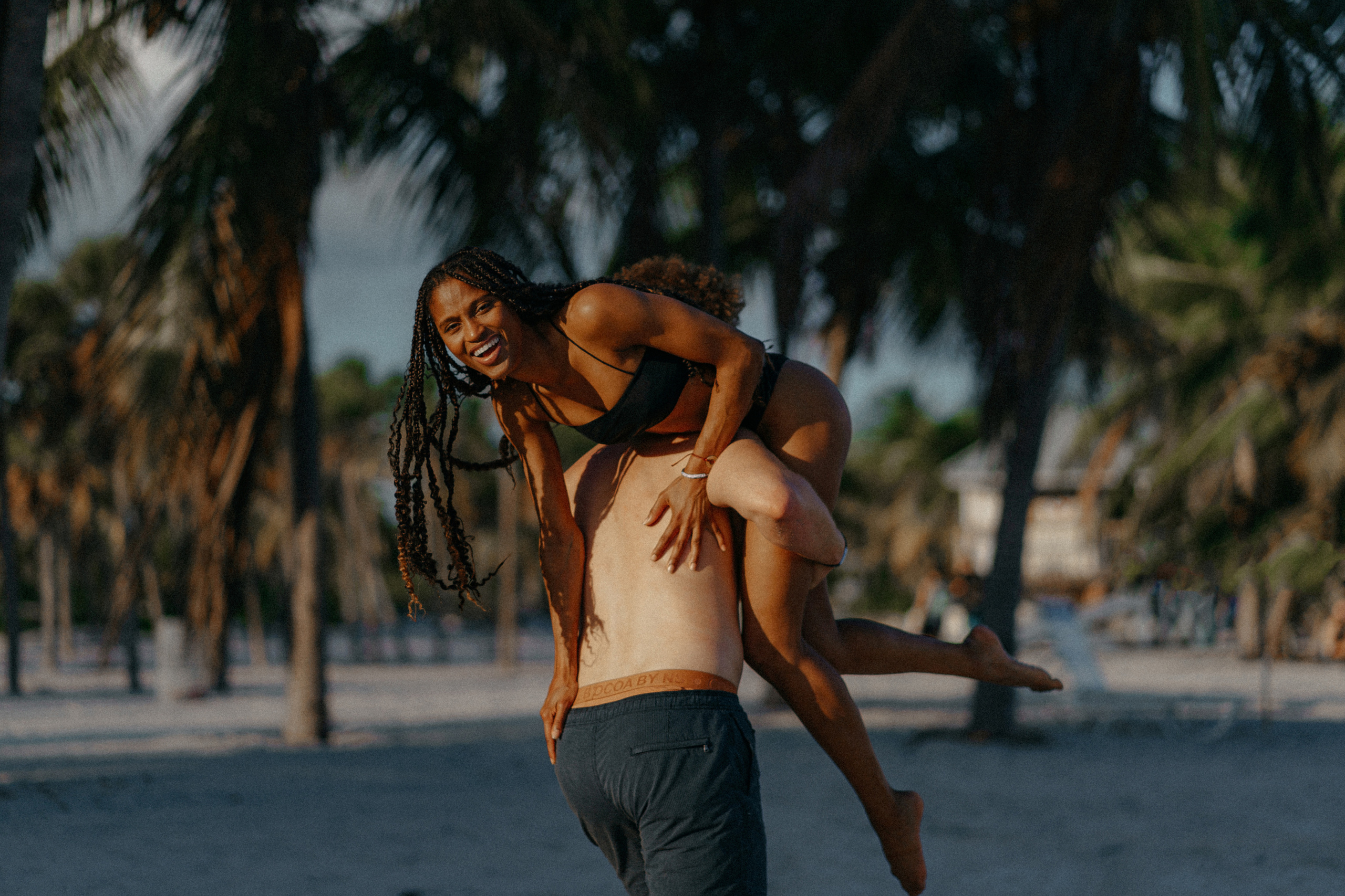 Zoya and Matai | Лавстори в Майами. Professional Photographer in Miami, Florida