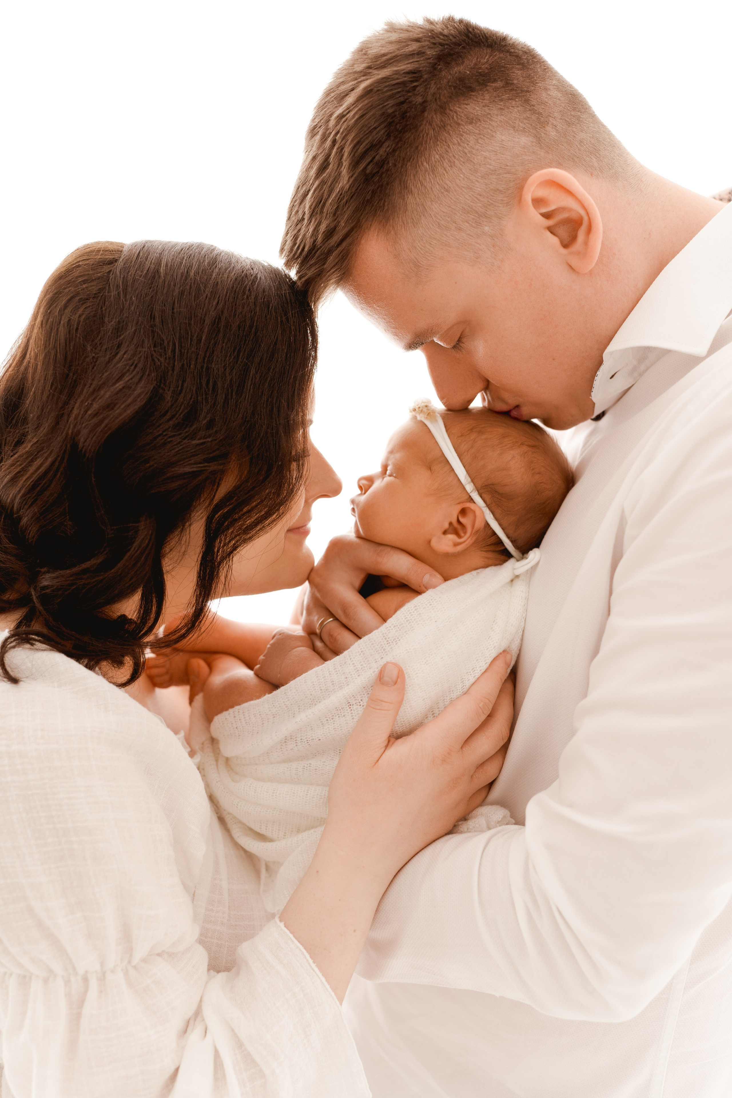 Pierwsza sesja Amelki. Fotograf Łódź - sesja ciążowa, noworodkowa, dziecięca. Studio w Łodzi