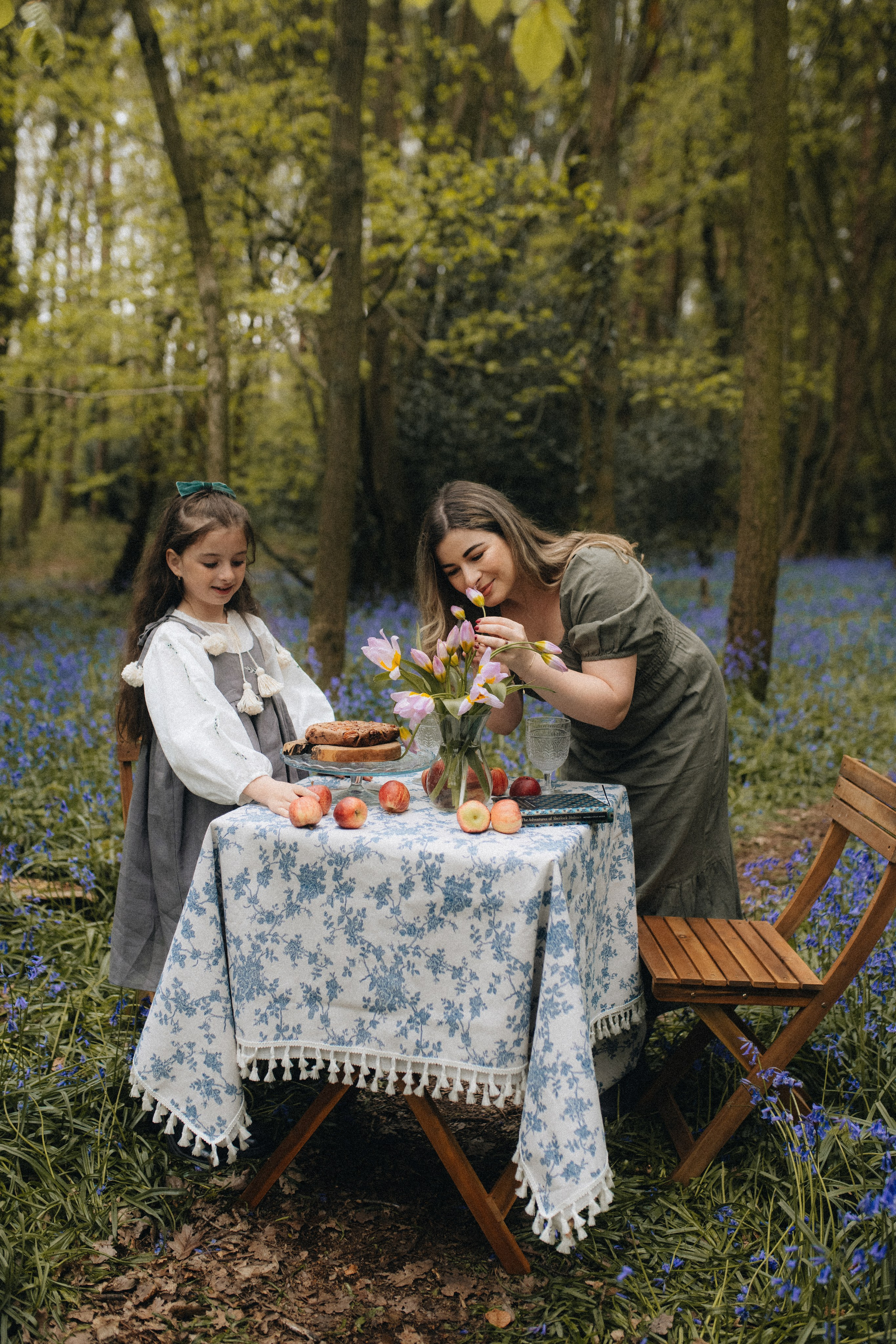 Bluebell family session. Tania Gandrabur, photographer in West Midlands, England