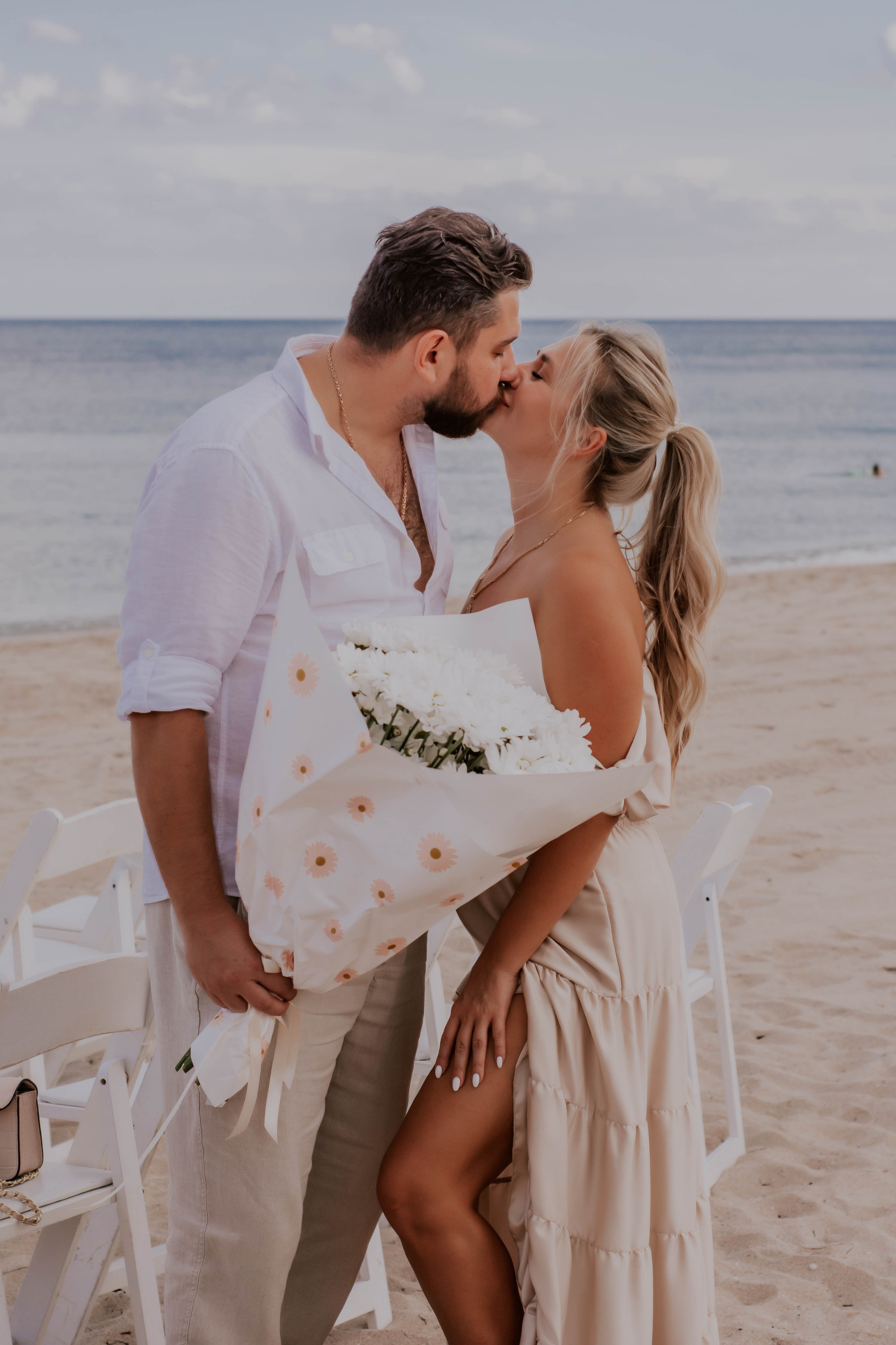 Wedding photography in Miami. Professional portrait photographer in Los Angeles | Axenia Haritonova