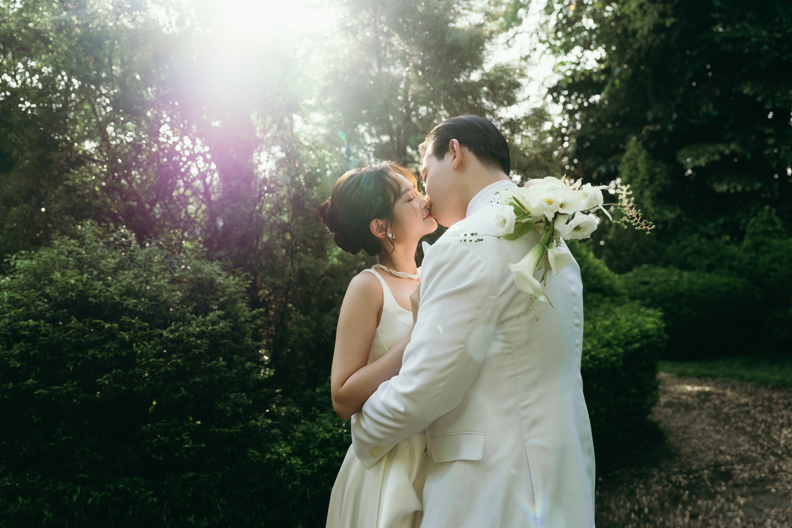 Tri + Xuan. BenColor Studio