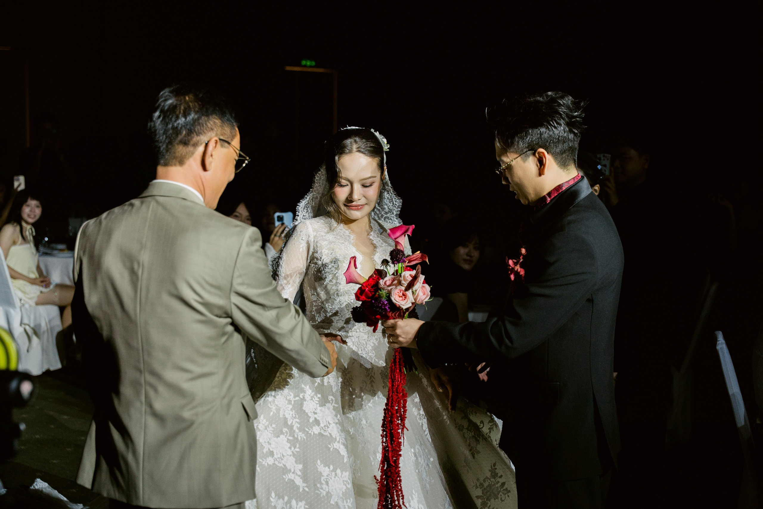 Tu + Thuy | Photojournalism. BenColor Studio