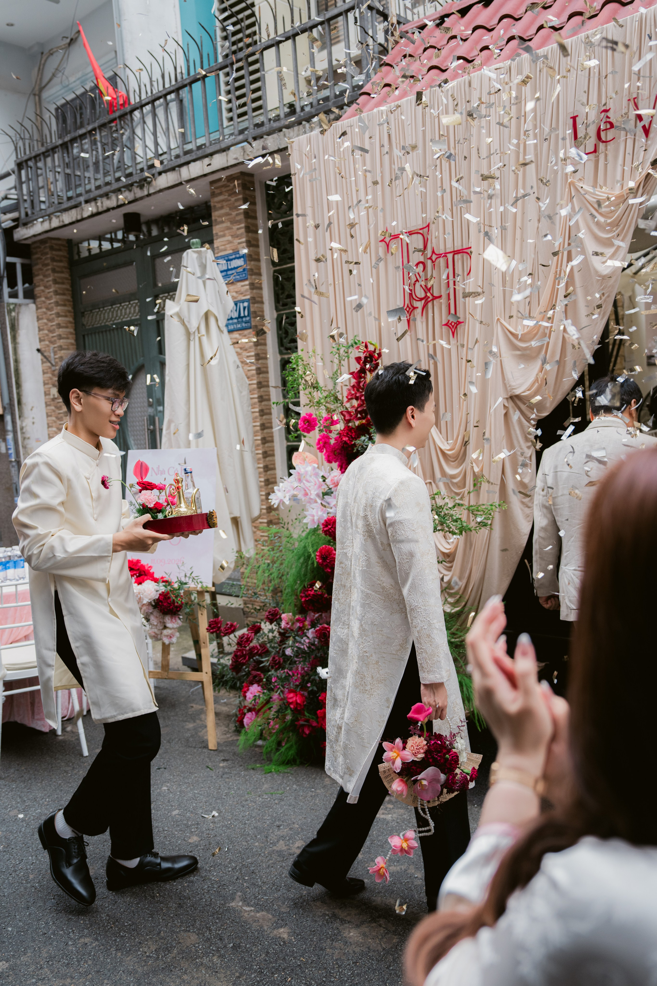 Tu + Thuy | Photojournalism. BenColor Studio