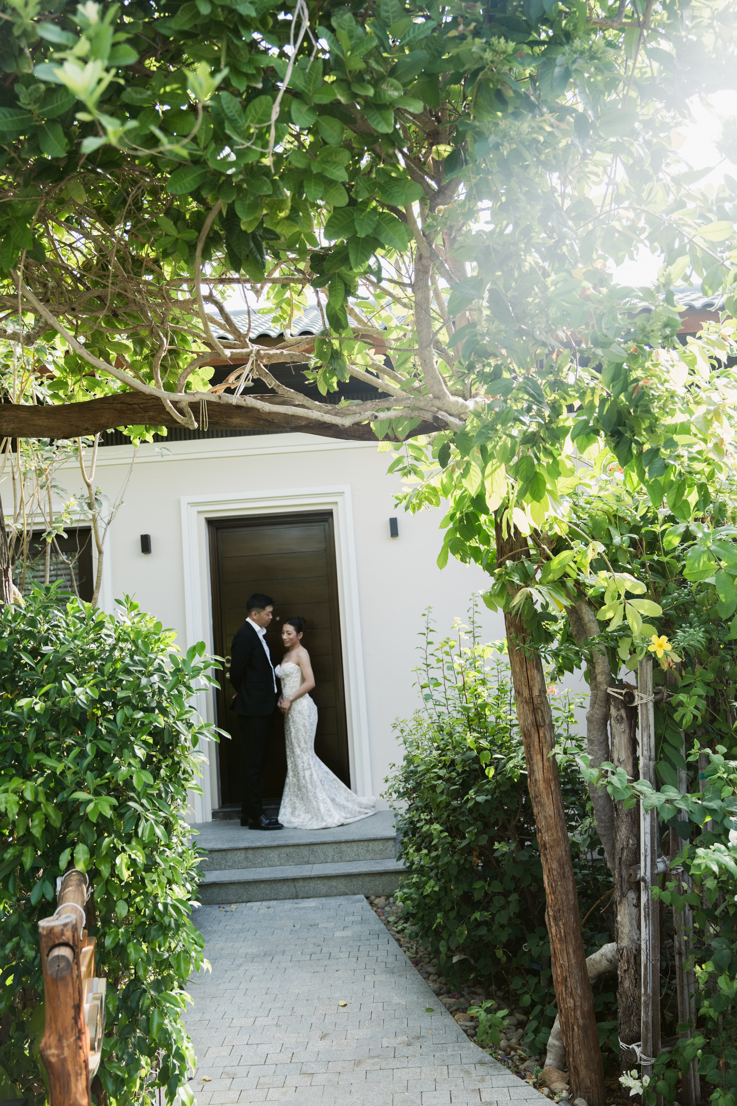 Yoshi + Xuan | Photojournalism. BenColor Studio
