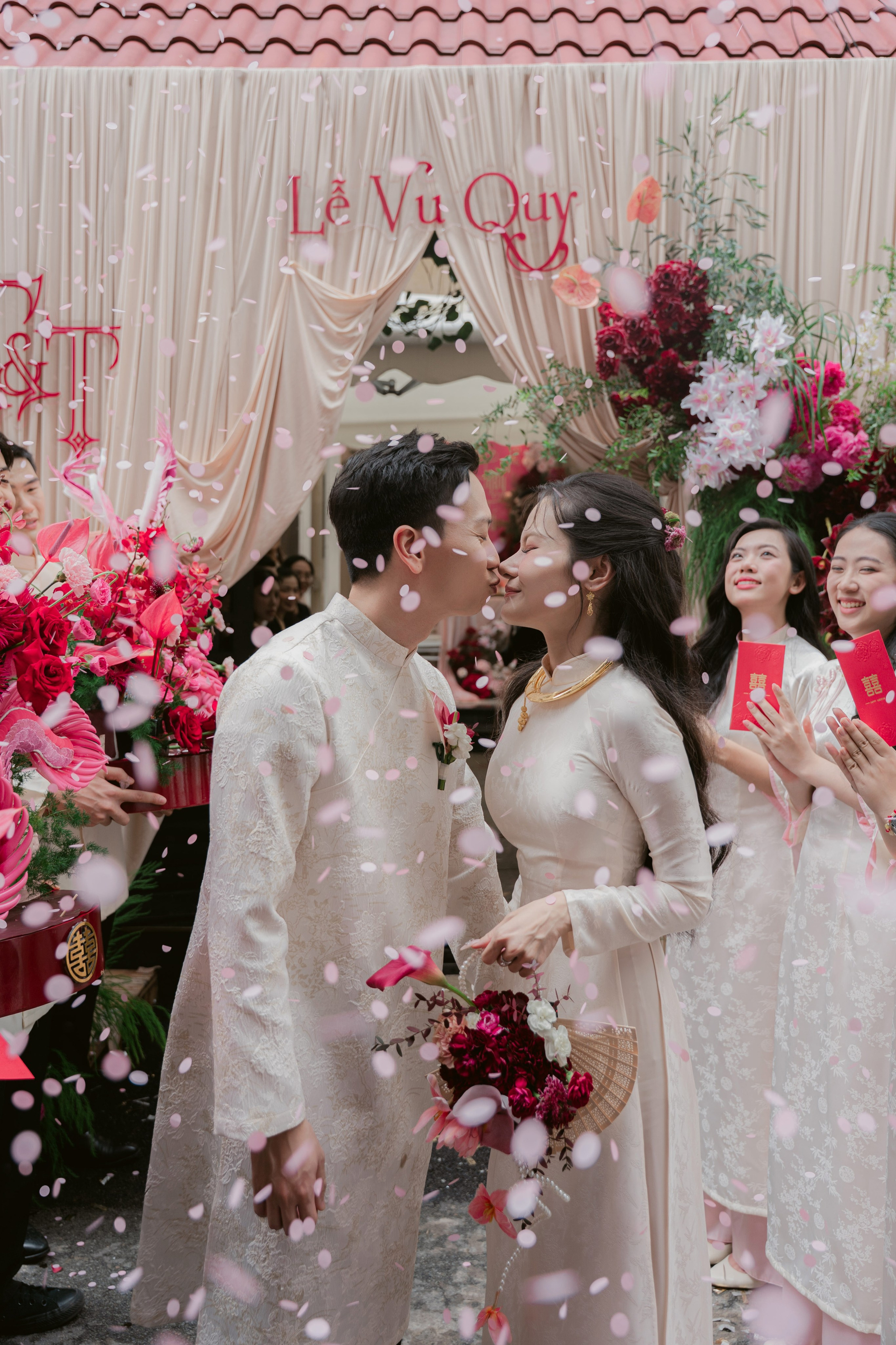 Tu + Thuy | Photojournalism. BenColor Studio