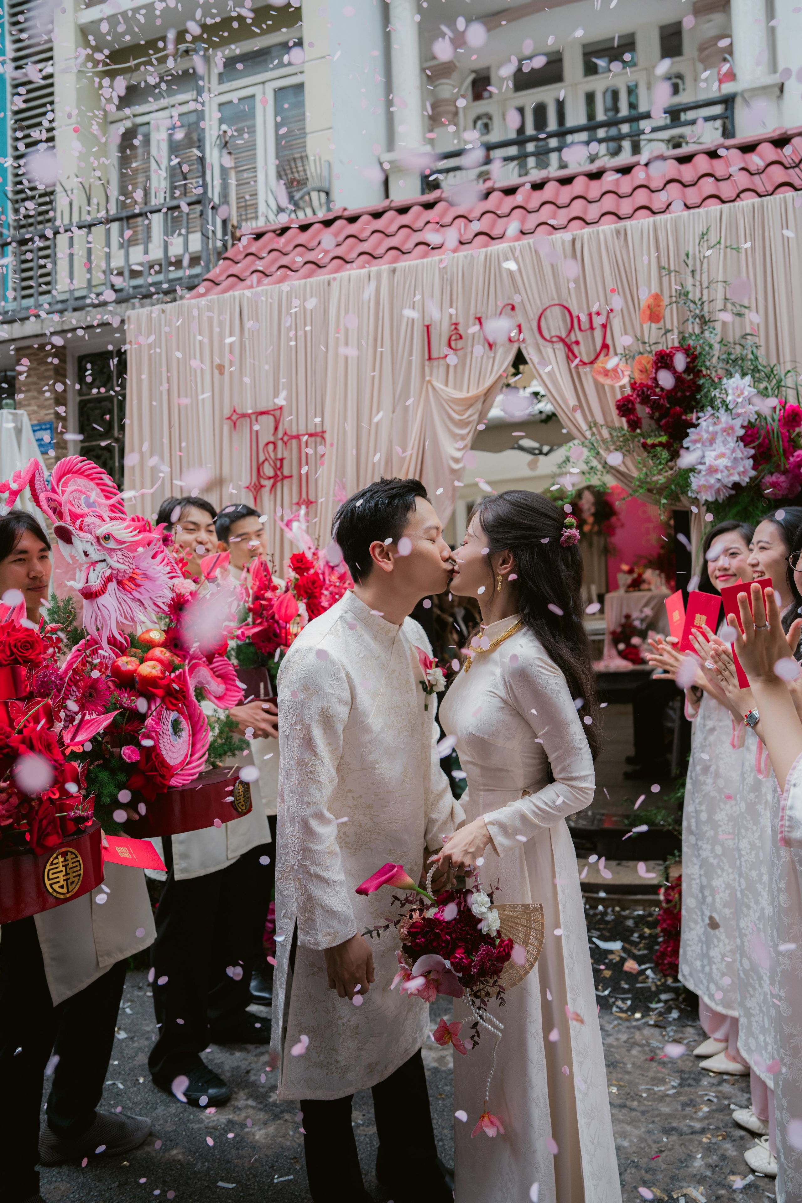 Tu + Thuy | Photojournalism. BenColor Studio