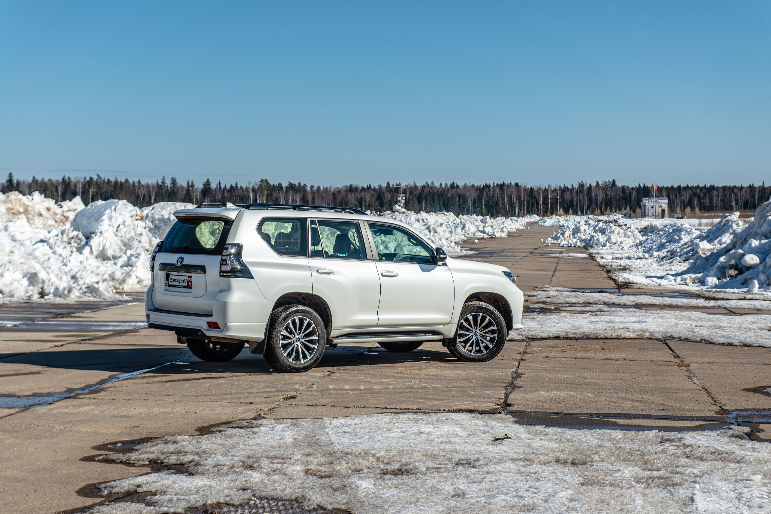 Автомобильная фотосъемка Toyota Prado 2022. ФОТОГРАФ МЕКСИКА КИНТАНА-РОО