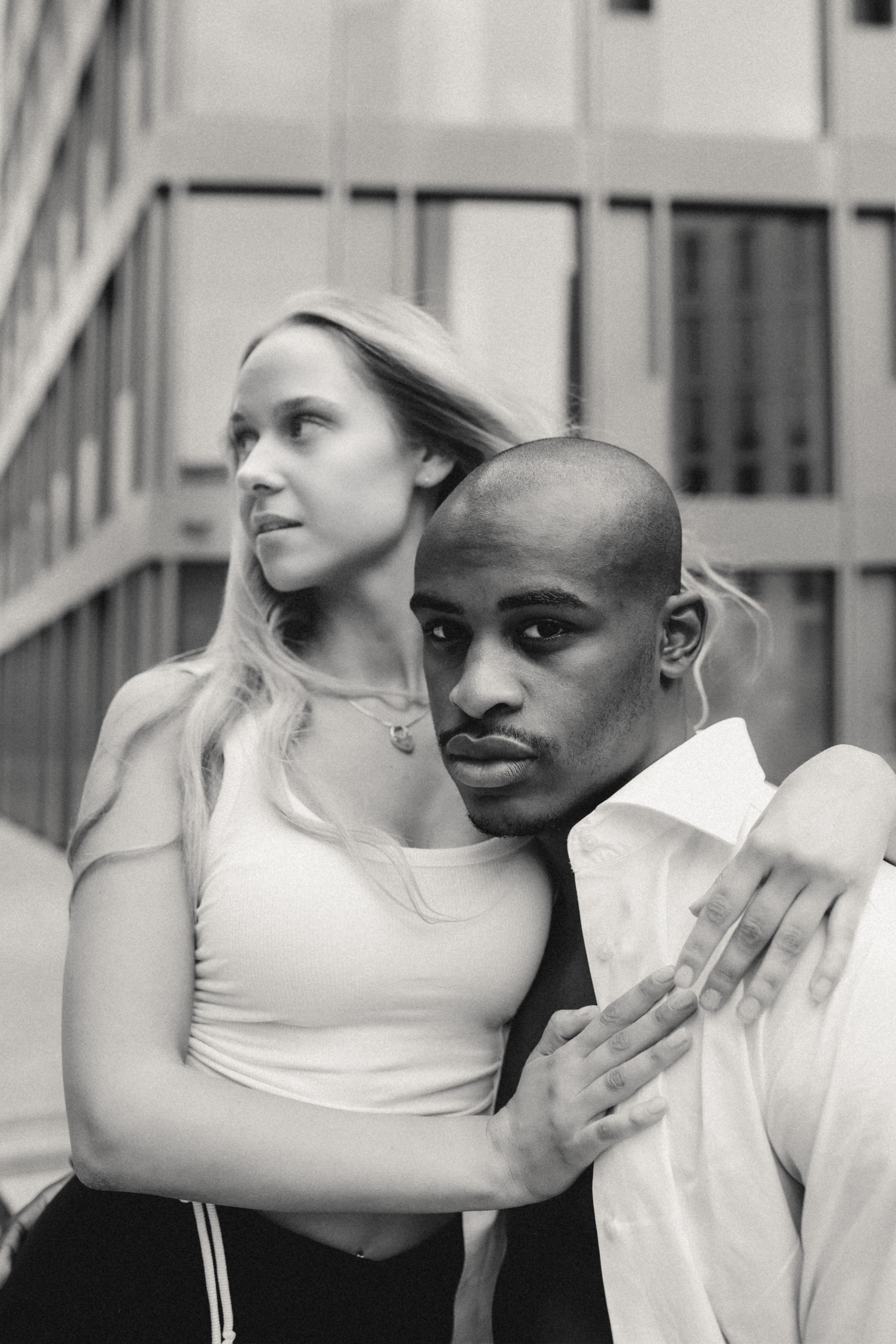 Lovestory in Münster. Schwarz-weiß Fotografie in Münster. Fotografin Viktoria Roschen