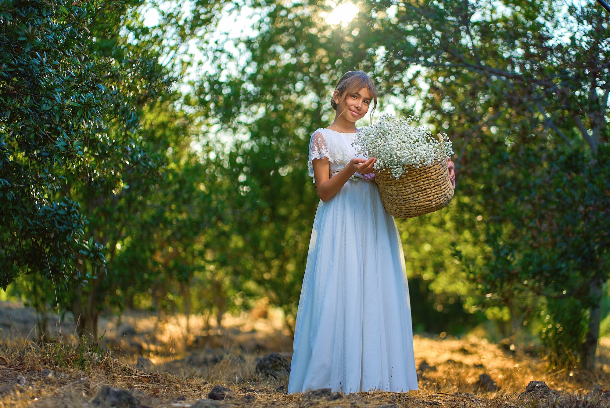 Fotógrafos de Comunión en Tenerife | Sesiones en Exterior con Luz Natural. Pasos de Sal | Fotógrafos de familia, embarazo y bebés en Tenerife