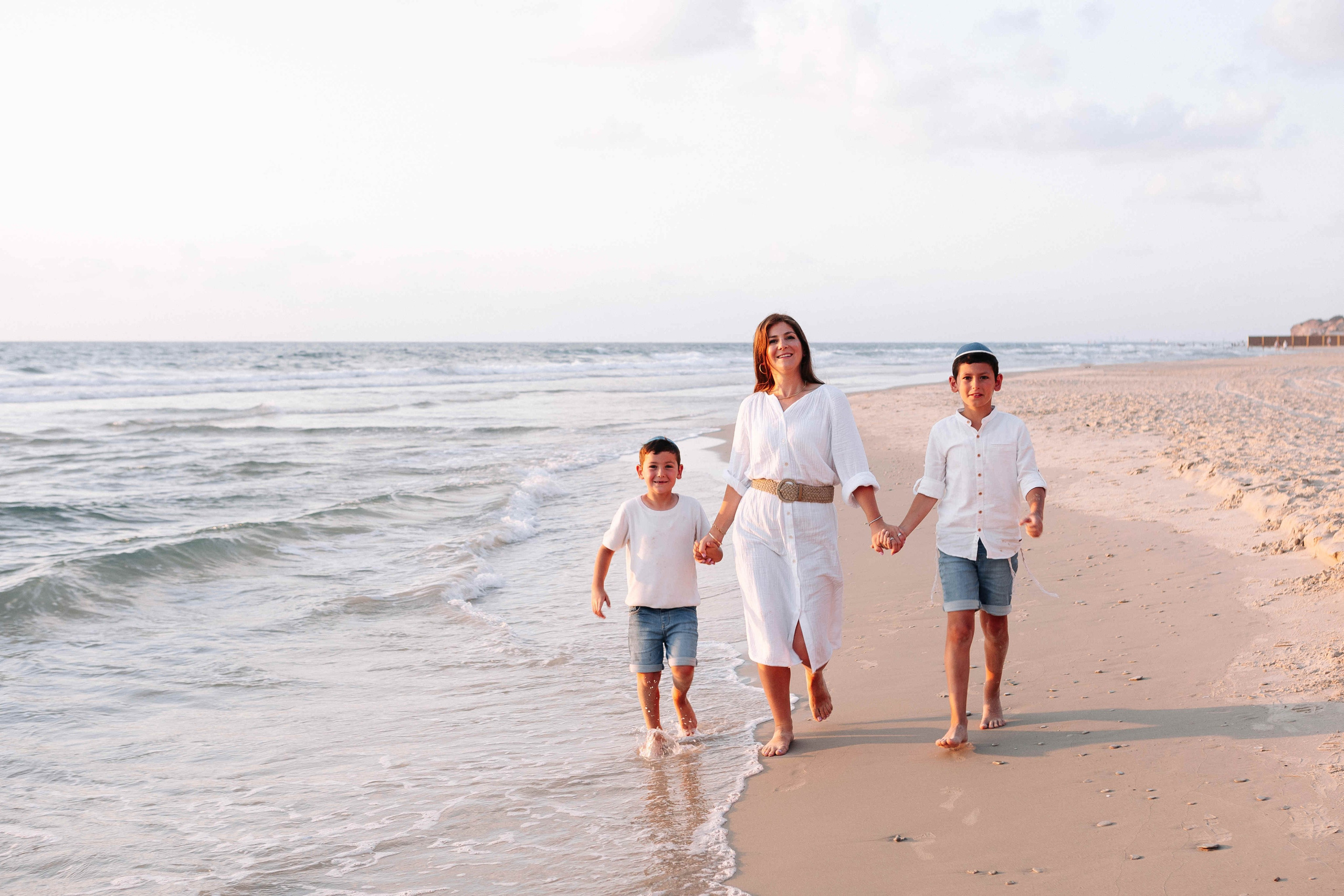 SEA PHOTOSESSION IN NETANYA. Https://shi-photo.com/
