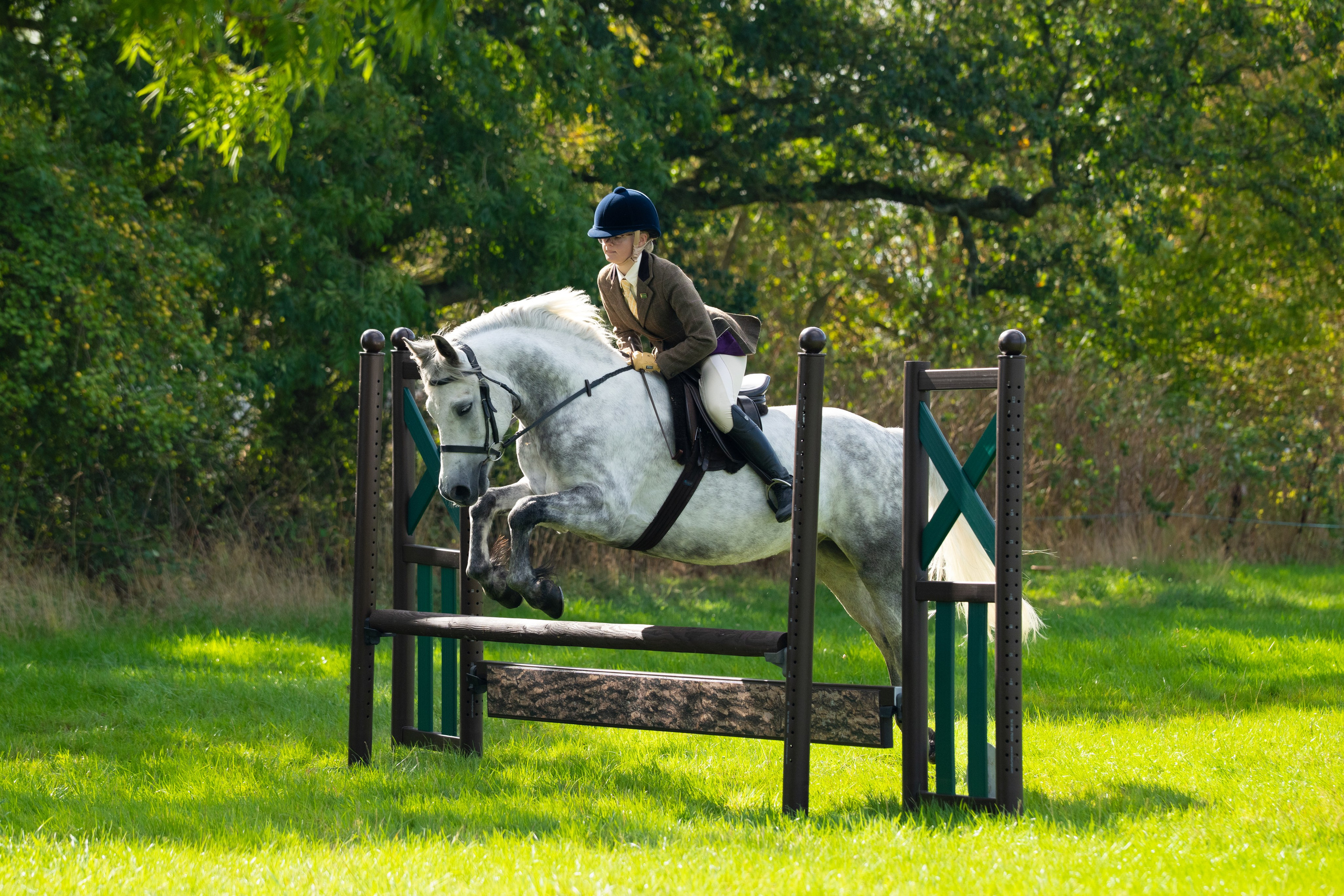 Show Jumping Photography in Leicestershire | Equine Action Shots by El. Leicestershire Equine Photography by El | Authentic Equine Portraits & Events