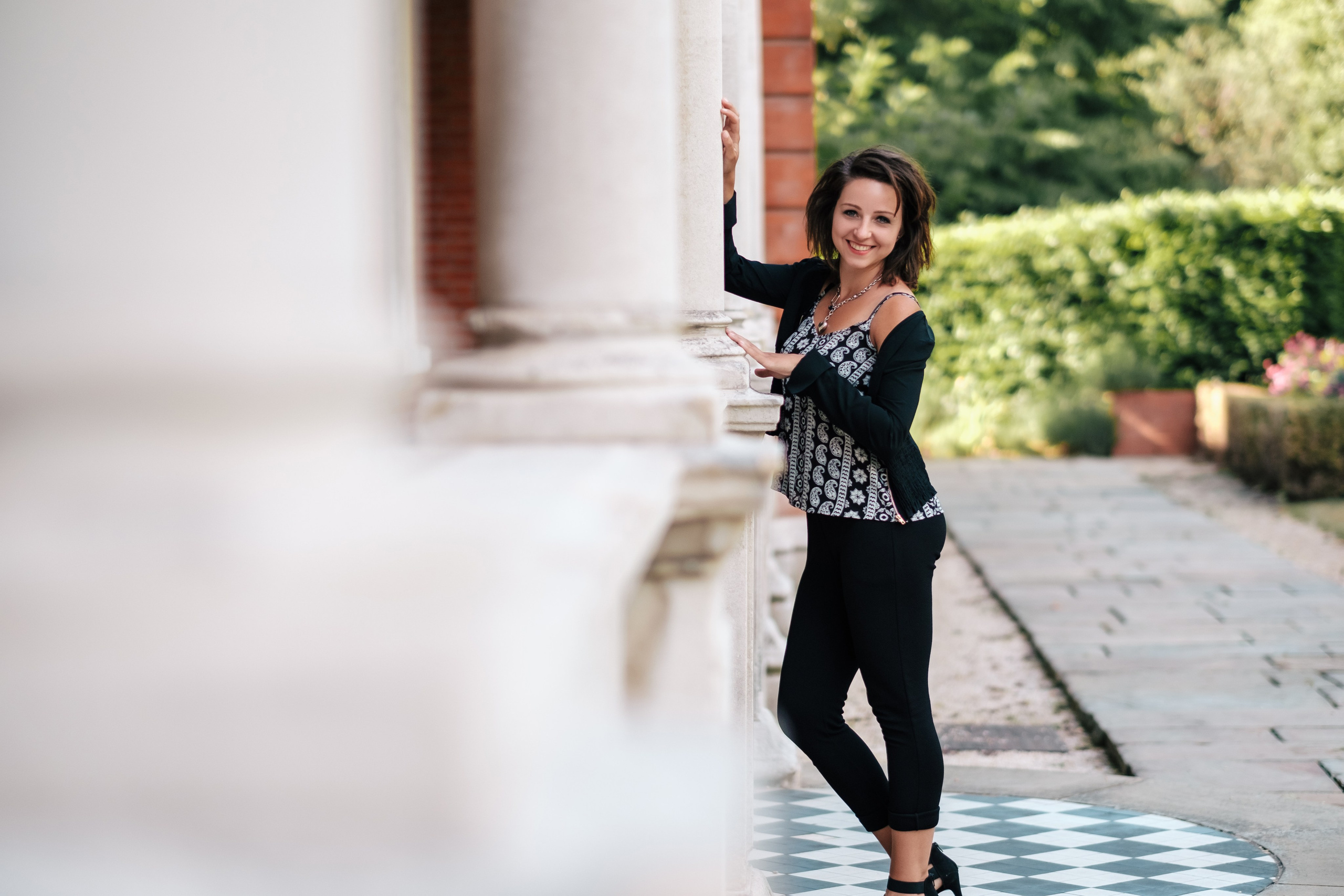 Urban fashion. Fashion and portrait photographer in London Roman Pilipenko