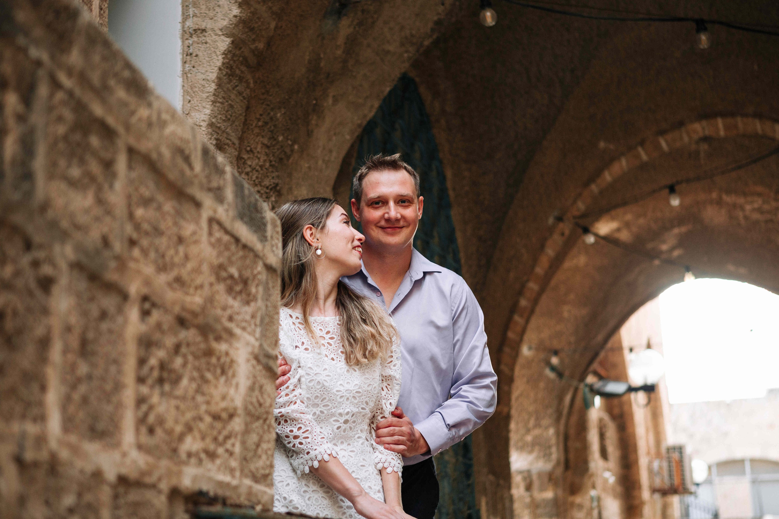 LOVERS IN JAFFO. PHOTOGRAPHER IN ISRAEL