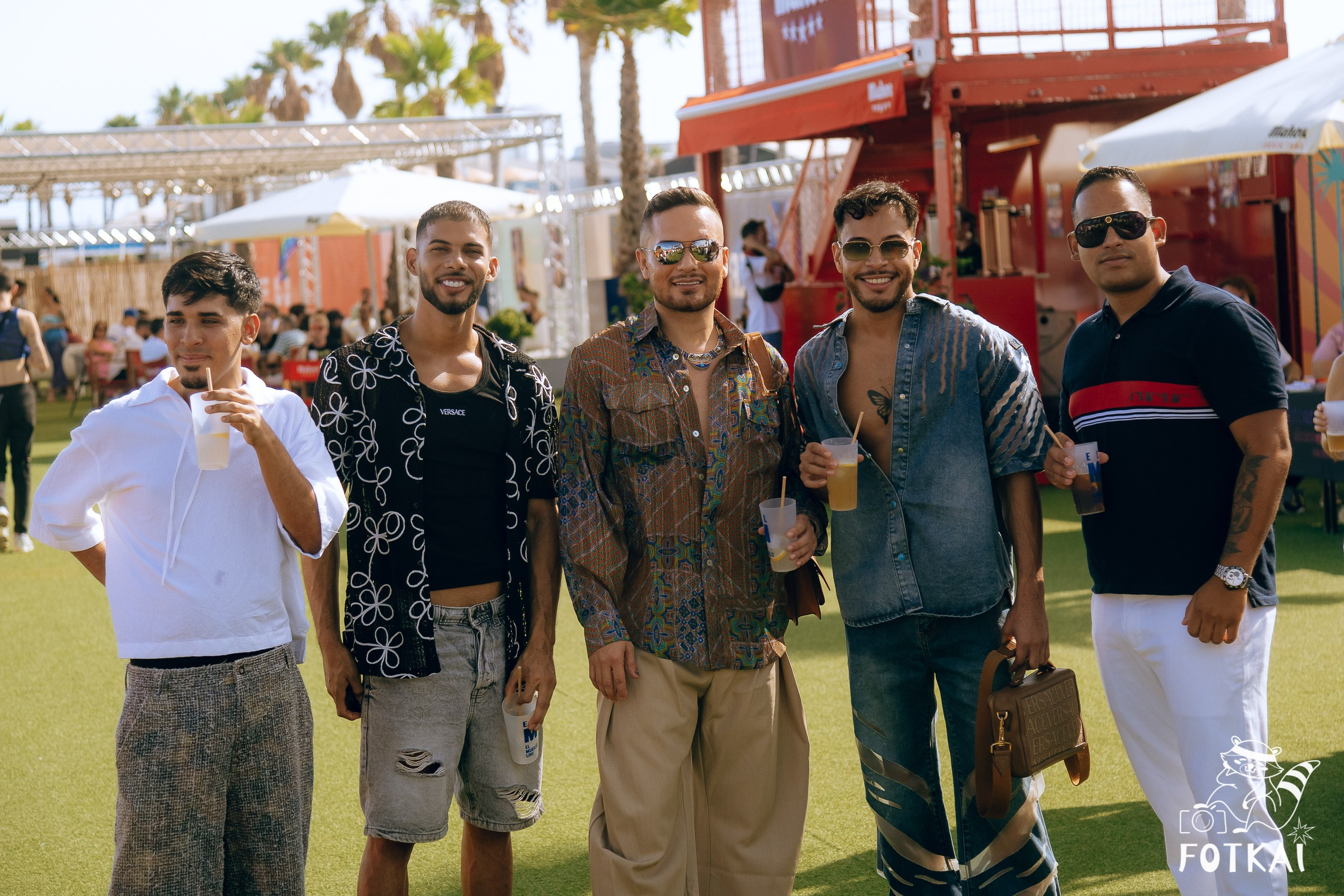 Cariña: La Fiesta 2025 Alicante — fotos del festival LGTBI y drag shows | FOTKAI