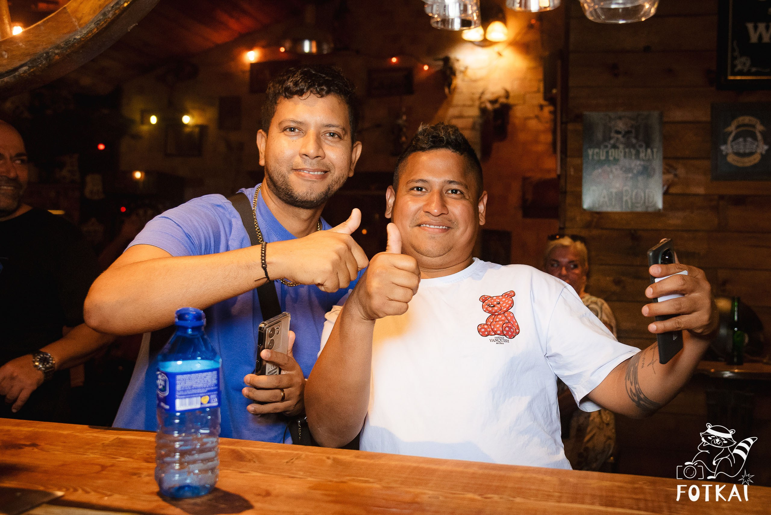 El Paso Rock Bar Torrevieja: Reportaje fotográfico 01.08.25 | FOTKAI