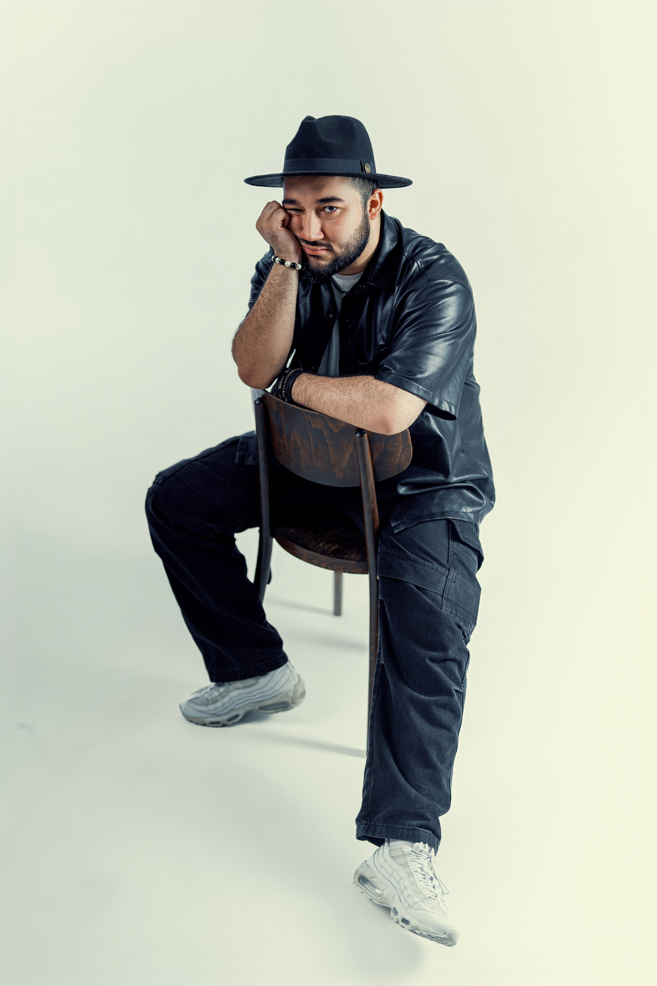 Mario. Nifty photography — коммерческий и портретный фотограф в Ташкенте. Студийная и выездная съёмка