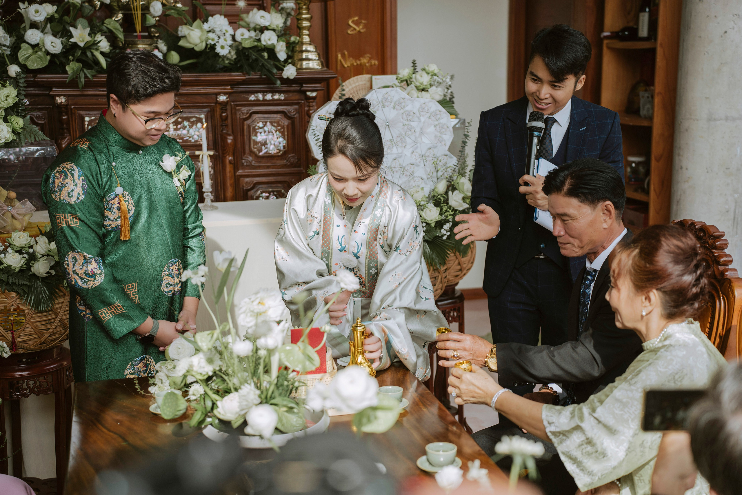 AMI & KEN. WEDDING PHOTOGRAPHER IN VIETNAM