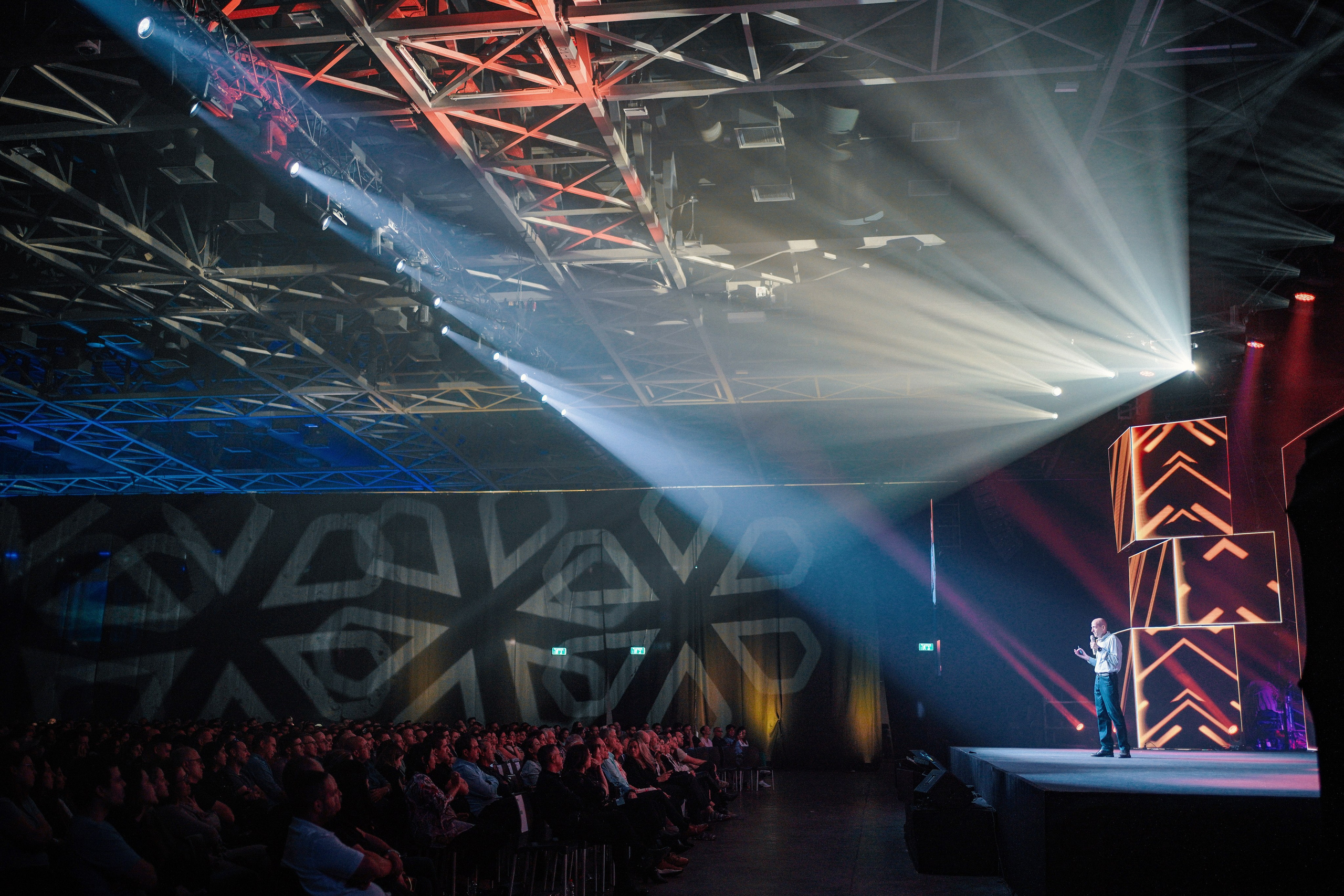 Business. Dmitry Gorodetsky Event Photographer