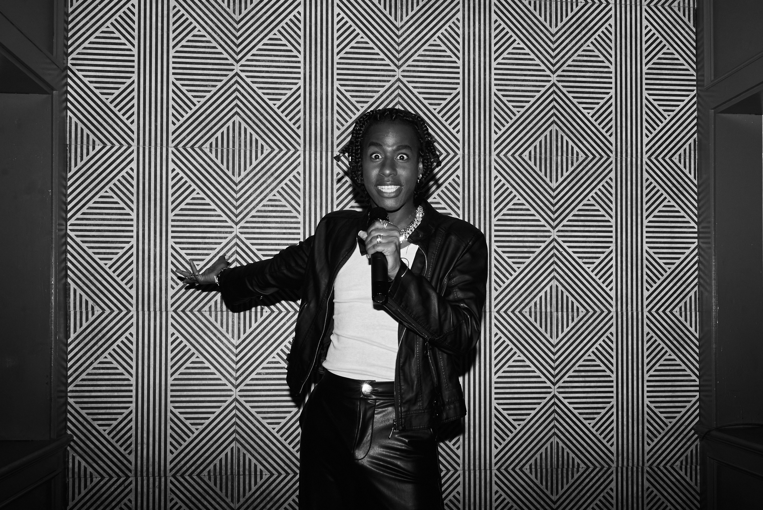 Alik Bulan presentation of a new song