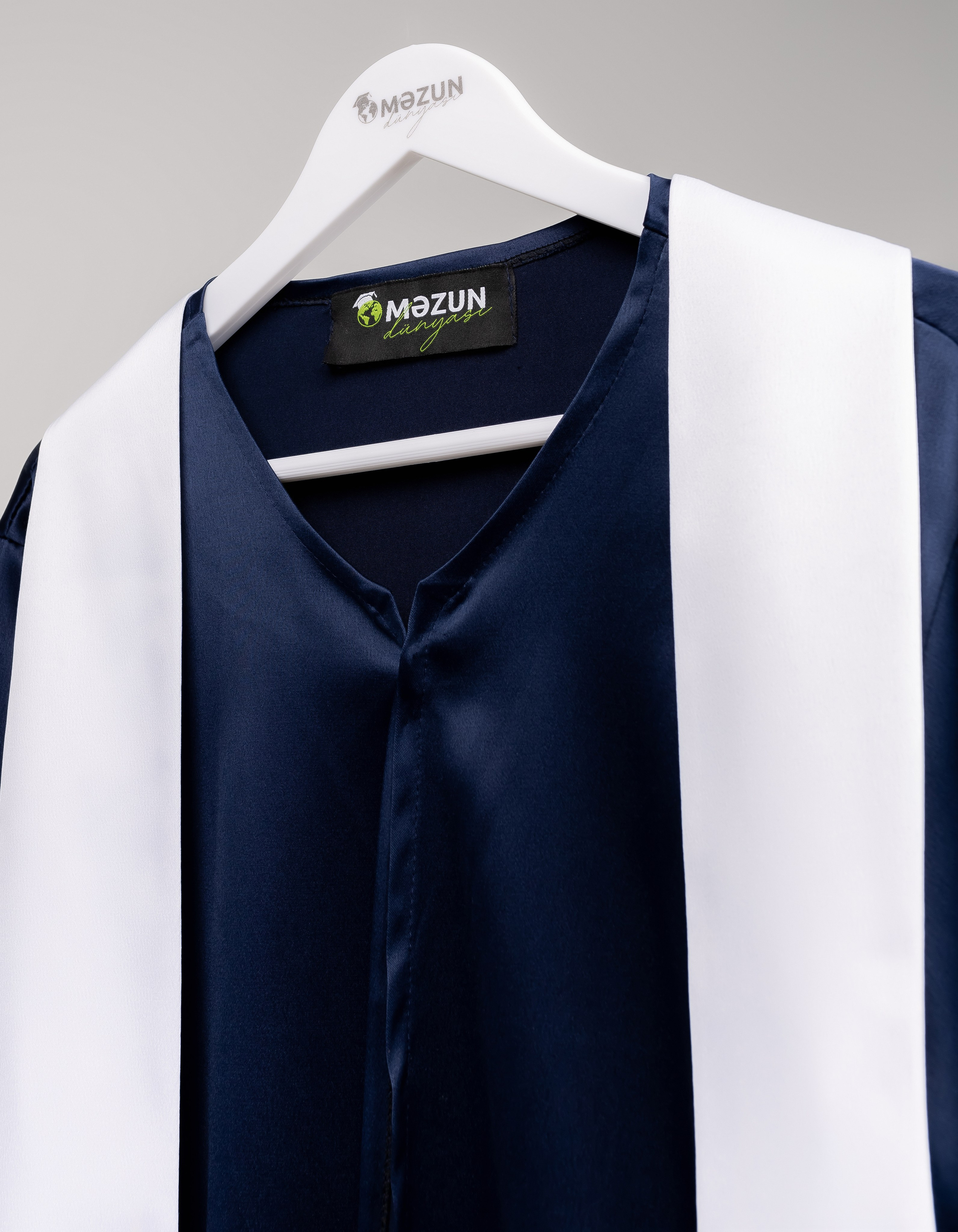 Premium mezun xalati, qara mezun geyimi, ag mezun libasi, qirmizi sarfli mezun paltari, mezun aksesuarlar, mezun papaqlari, mezun lentleri, mezun hediyyeleri, mezun fotosessiya geyimleri, mezun cekilisi ucun geyimler, mezun tedbirleri ucun aksesuarlar, mezun geyimlerinin icare ve satisi, premium mezun libaslari, mezun geyimleri online sifaris, mezun geyimleri Bakida, mezun geyimleri qiymetleri, mezun geyimleri modelleri, Mezun cekilisi, mezun fotosessiyasi, mezun cekilisi ucun geyimler, mezun mantiyasi cekilisi, mezun fotosessiya ideyalari, mezun gunu fotosessiya, mezun xatireleri, mezun papaqlari ile fotosessiya, mezun lentleri ile cekilis, ferdi mezun fotosessiyasi, qrup mezun cekilisi, mezun fotosessiya mekani, mezun ucun ideal cekilis fonlari, mezun fotosessiya aksesuarlari, mezun albomu sekilleri, mezun cekilisi poza ideyalari, universitet mezun fotosessiyasi, kollektiv mezun fotosessiyasi, mezun xalatlari ile cekilis, mezun mantiyasi fotosessiyasi, mezun geyimleri ile professional cekilis, mezun tebrik fotosessiyasi, en yeni mezun cekilis trendləri, mezun fotosessiya xidmetleri, premium mezun cekilisi, mezun cekilisi ucun dekorlar, mezun fotosessiyasi aksesuarlar, mezun gunu en gozel fotolar, mezun cekilisi fotostudiya, bakida mezun fotosessiyasi, xaricde mezun cekilisi, mezun gunune ozel cekilis,Məzun mantiyaları, eksklüziv məzun geyimləri, ağ və qara məzun libasları, məzun üçün xüsusi şarf modelləri, məzun papağı və aksesuarları, fərdi dizayn məzun geyimləri, məzun tədbiri üçün ən yaxşı seçimlər, məzun fotosessiyası üçün ideal libaslar, məzun mərasimi geyimləri, keyfiyyətli məzun mantiyası, rahat və şık məzun geyimləri, məzun üçün lent və tac modelləri, məzun simvolik medalları, icarəyə verilən məzun libasları, məzun geyimlərinin sərfəli qiymətləri, onlayn məzun geyimi sifarişi, məzun paltarı mağazası, dəbli məzun geyimləri, premium məzun mantiyalarının satışı, universitet məzunları üçün mantiyalar, kollektiv məzun geyimləri, məktəb məzunları üçün geyimlər, diplom mərasimi üçün geyimlər, fərqli rəngdə məzun libasları, ən yeni məzun geyimləri, rahat və premium məzun geyimi seçimləri, Bakıda məzun geyimi mağazası, məzun üçün ən yaxşı libaslar, məzun dünyası, mezun dunyasi, mezun geyimleri