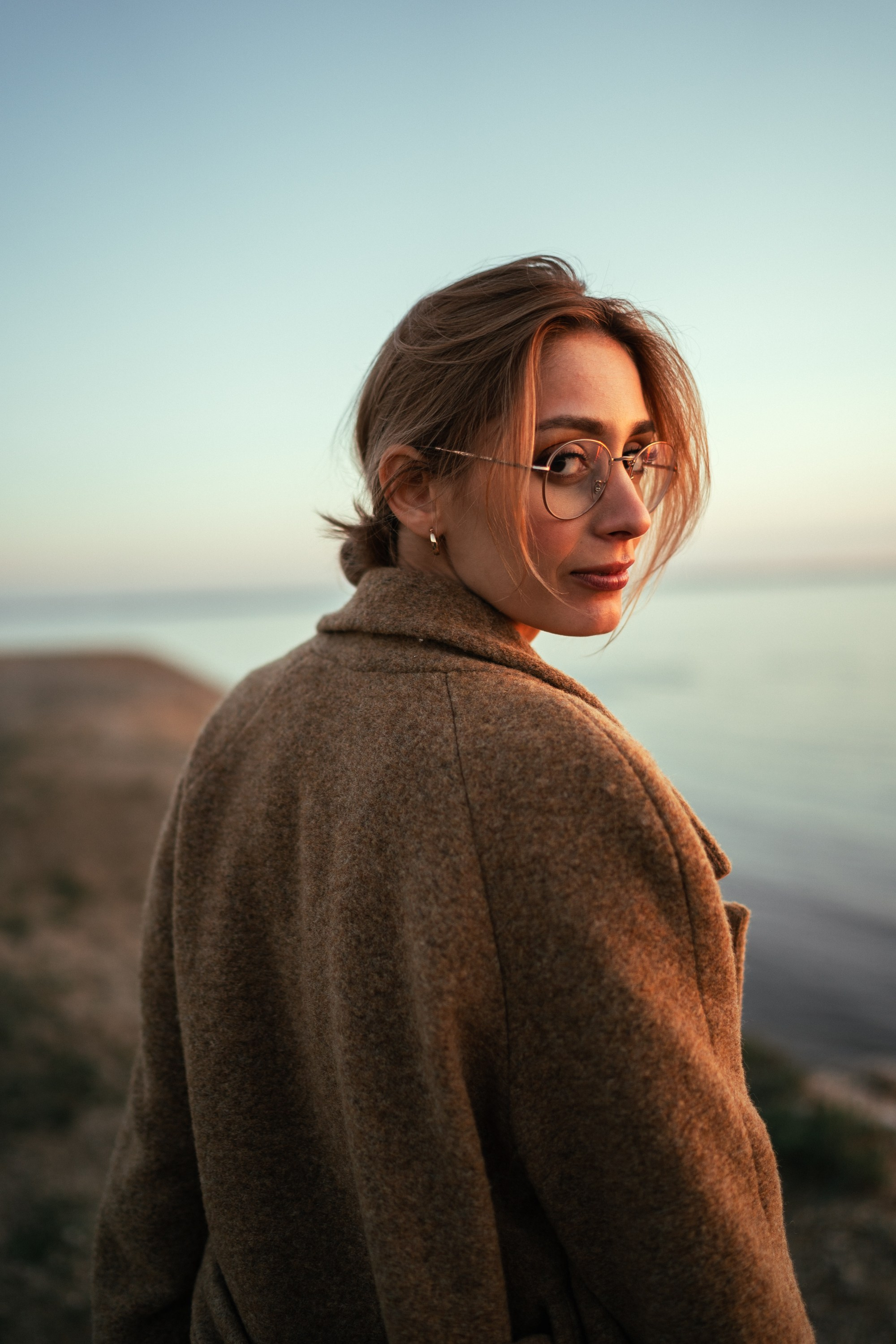 Hat, Coat, and Watch. Couple and Family Photographer in Tallinn, Sasha Kaloshin