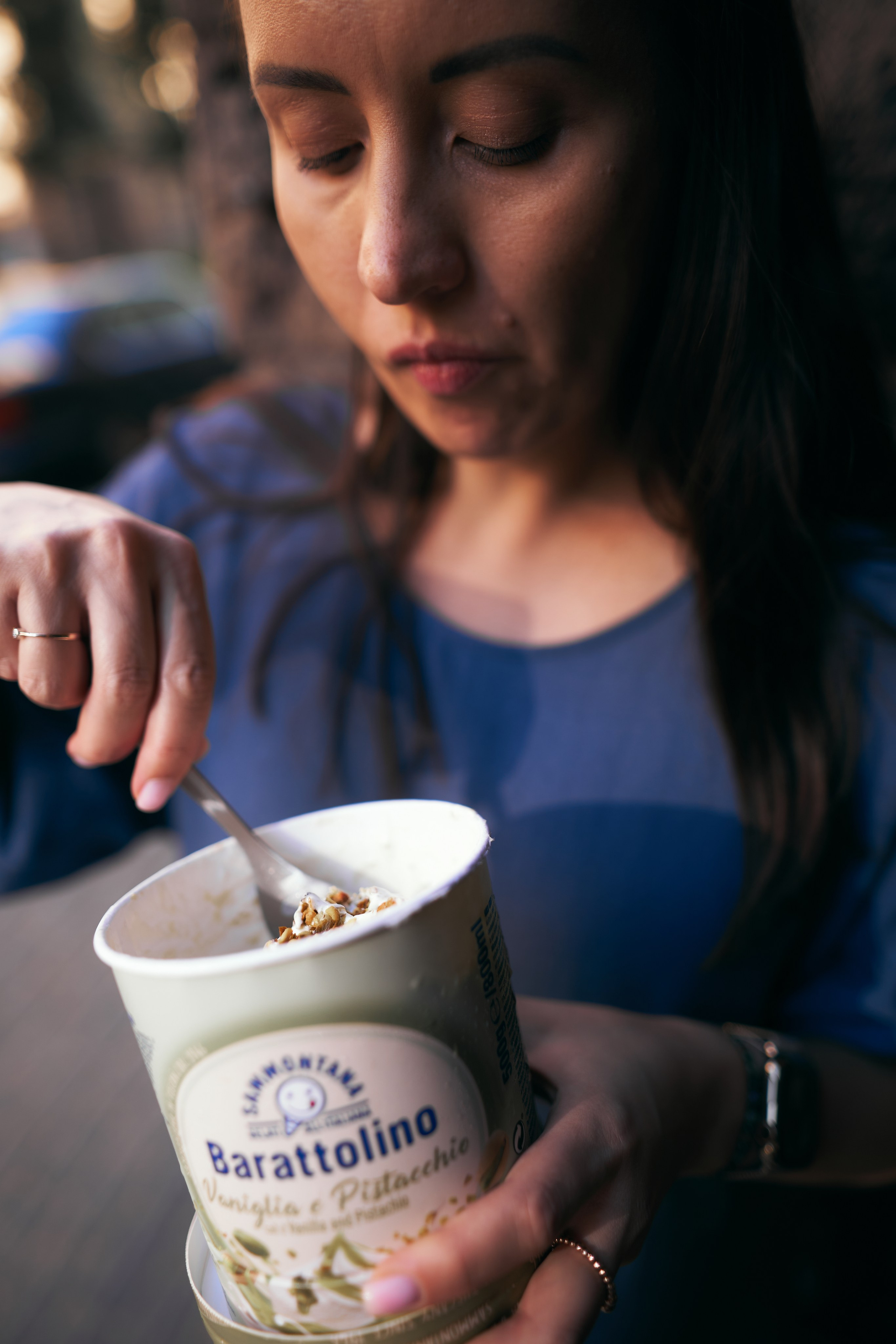 Portrait photographer in Riga. Photographer in Doha, Qatar