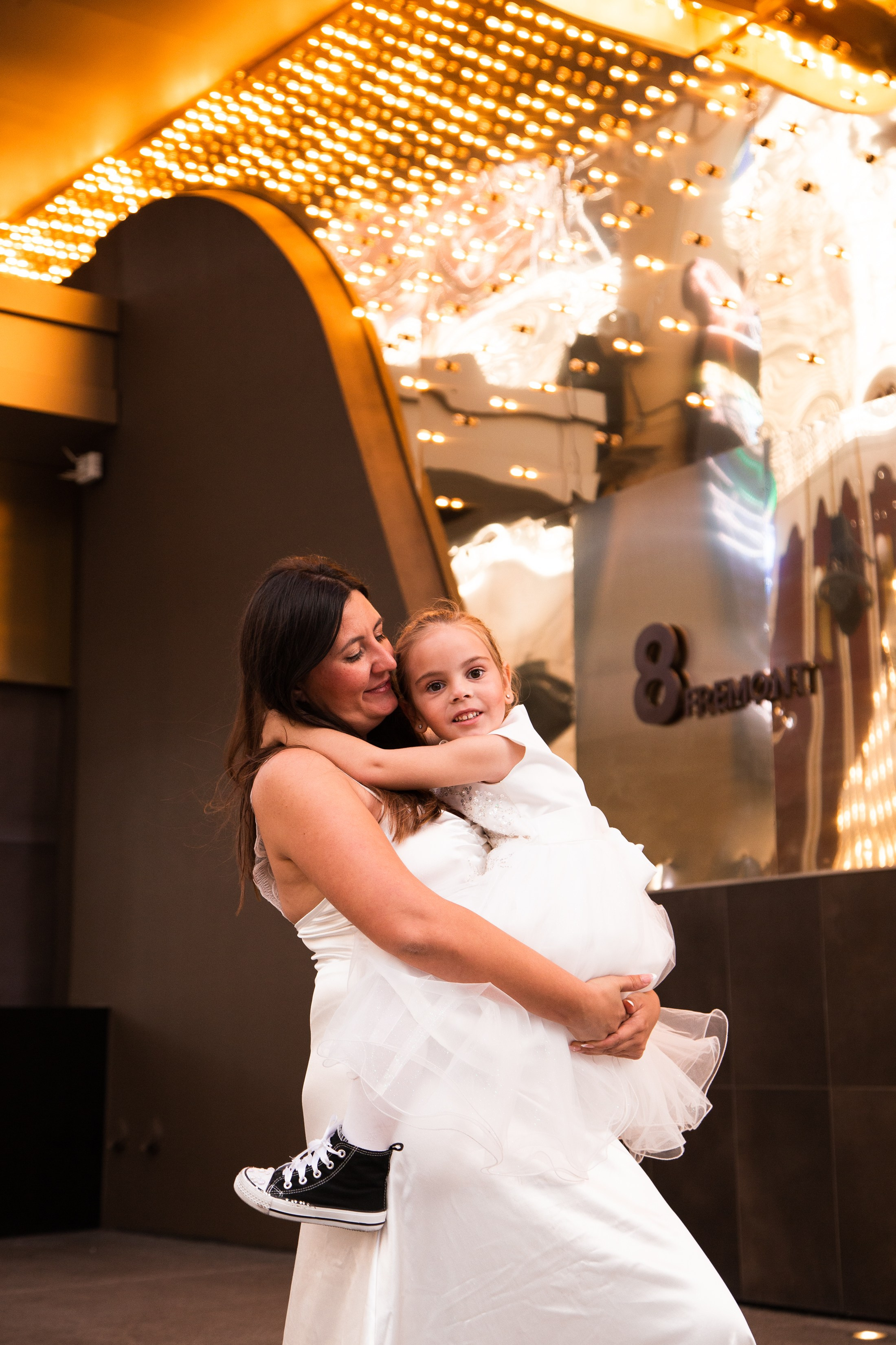 L&A. Wedding & elopement photographer Viktoriya Kravtsov. Las Vegas