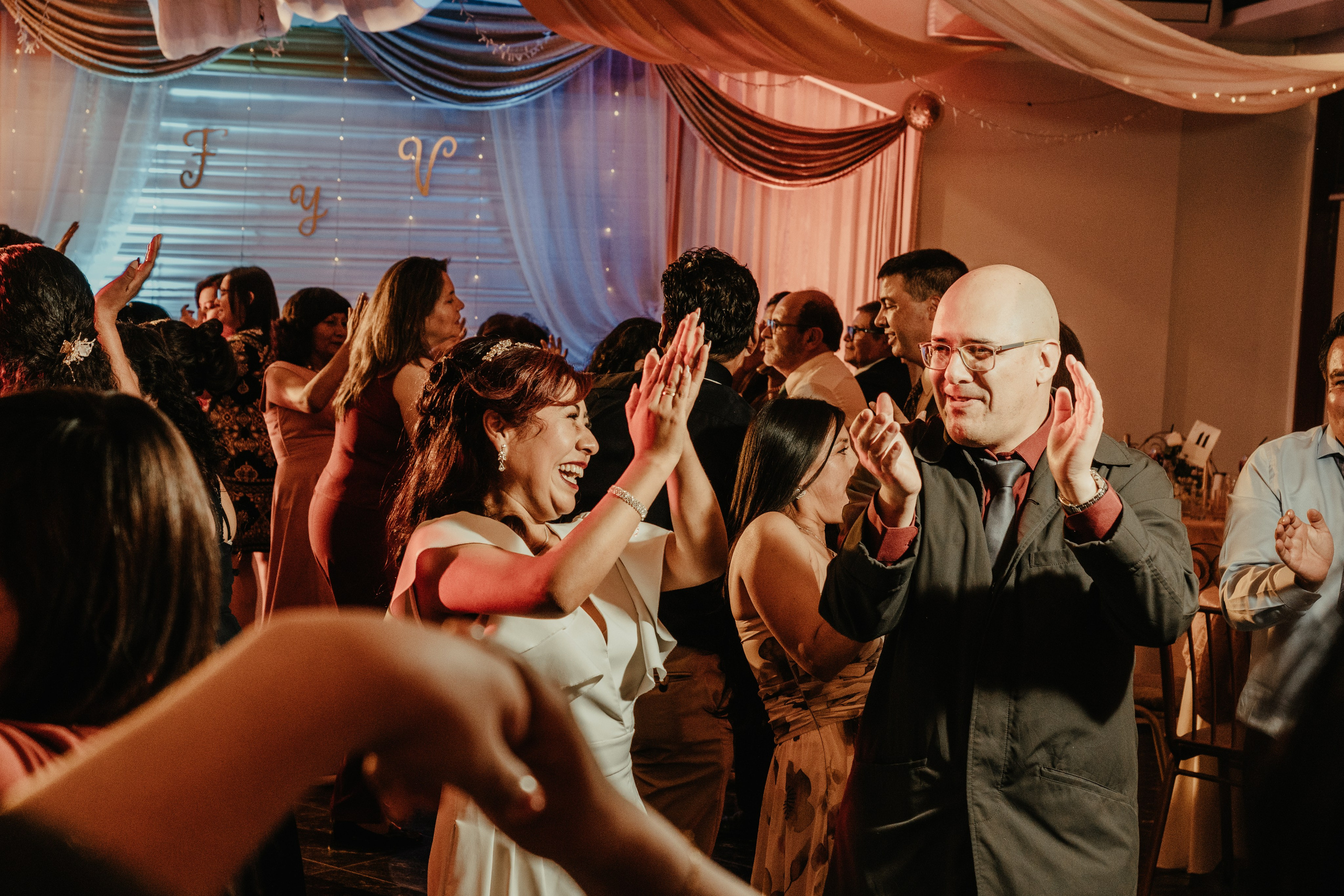 VANESSA + FRANKLIN BODA RELIGIOSA. Studio KVTA | Fotografía y Video de Bodas en Arequipa