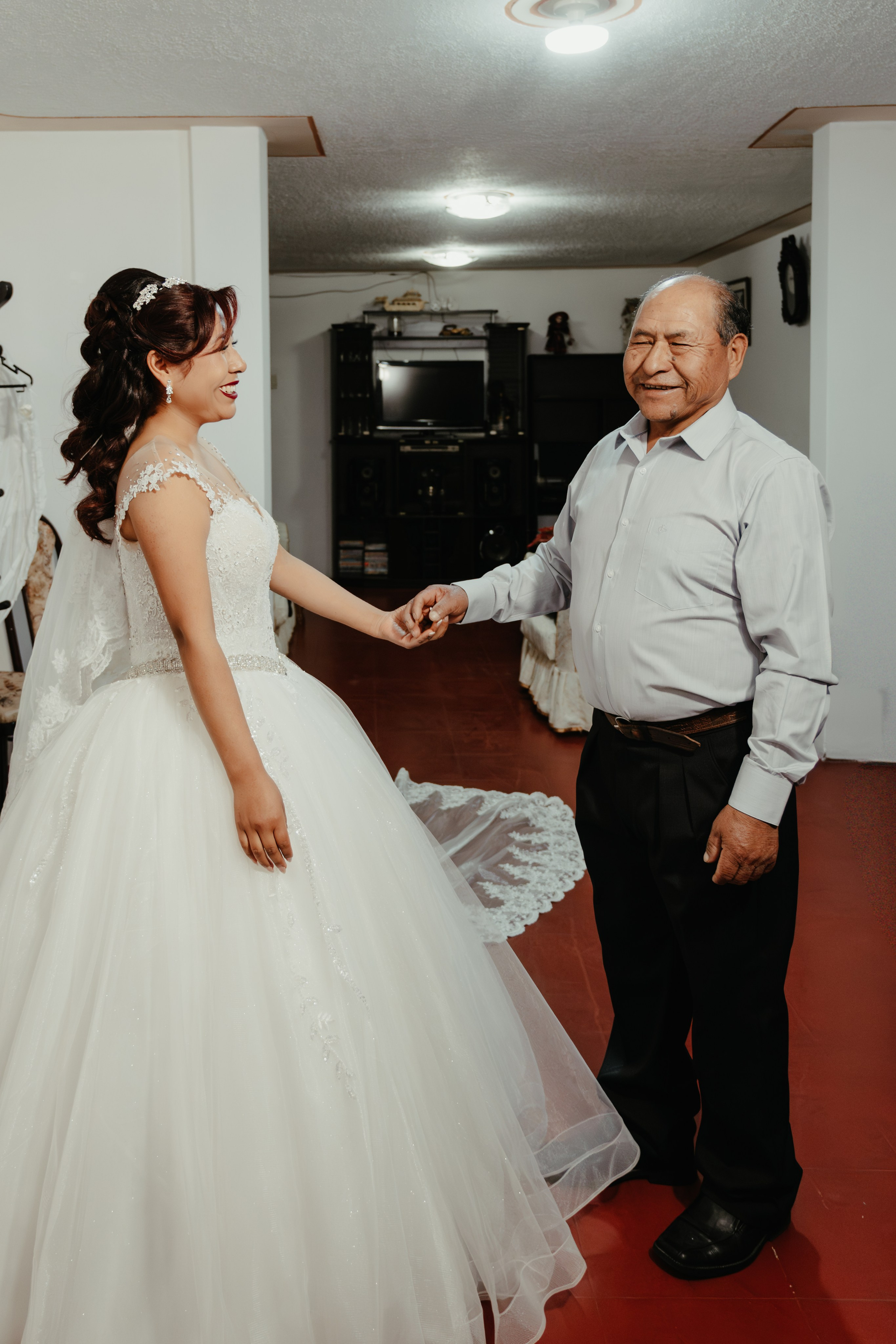 VANESSA + FRANKLIN BODA RELIGIOSA. Studio KVTA | Fotografía y Video de Bodas en Arequipa