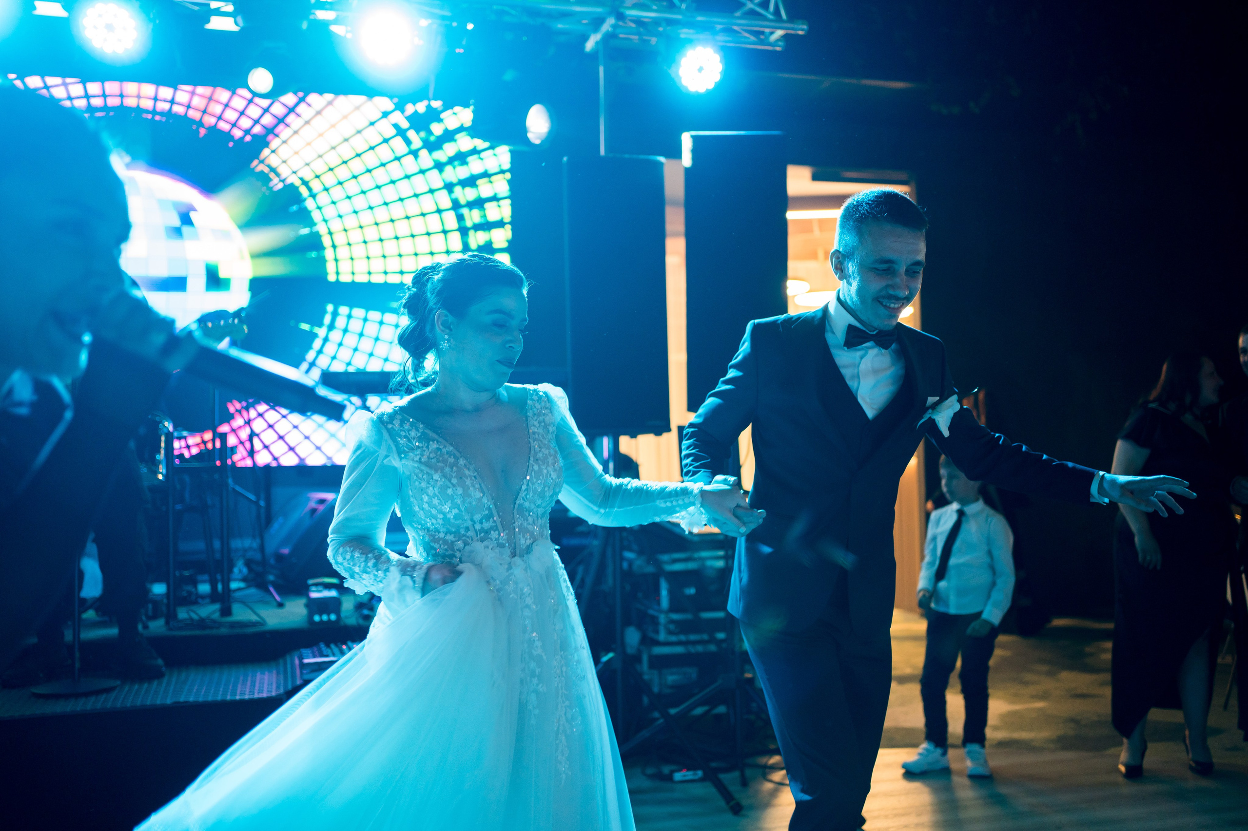 PARTY. Gabriel Florea — Fotograf nuntă București