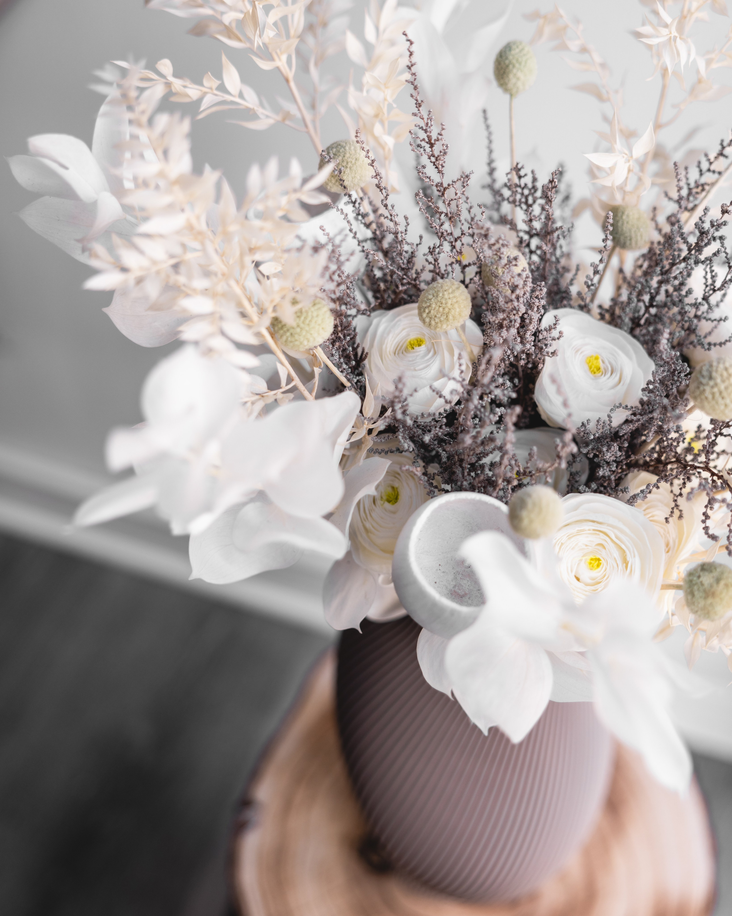 Wow blomster. Professional wedding photographer in Copenhagen, Denmark — Julia Byron