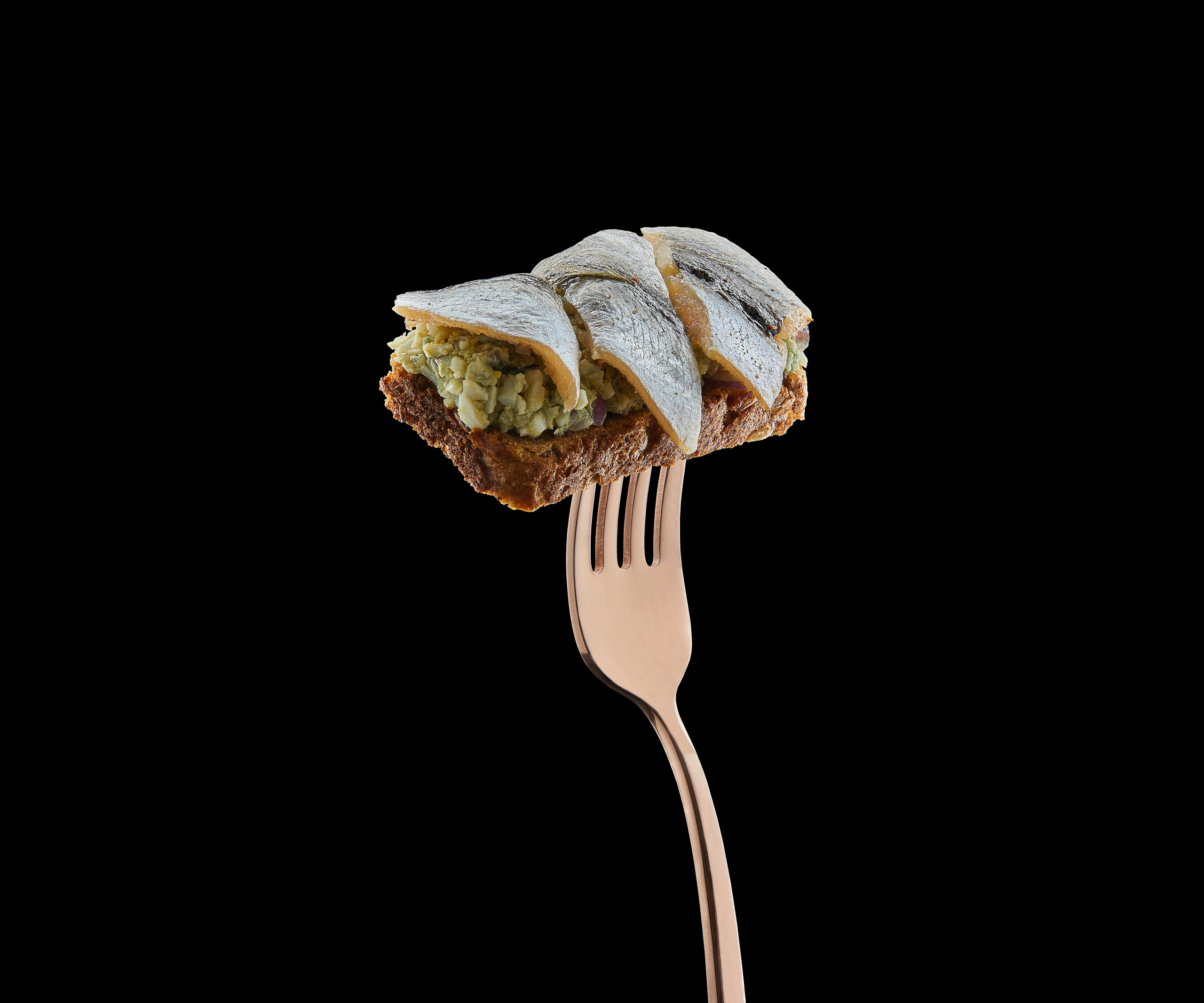 Product Photographer Roman Djuzev in Tallinn