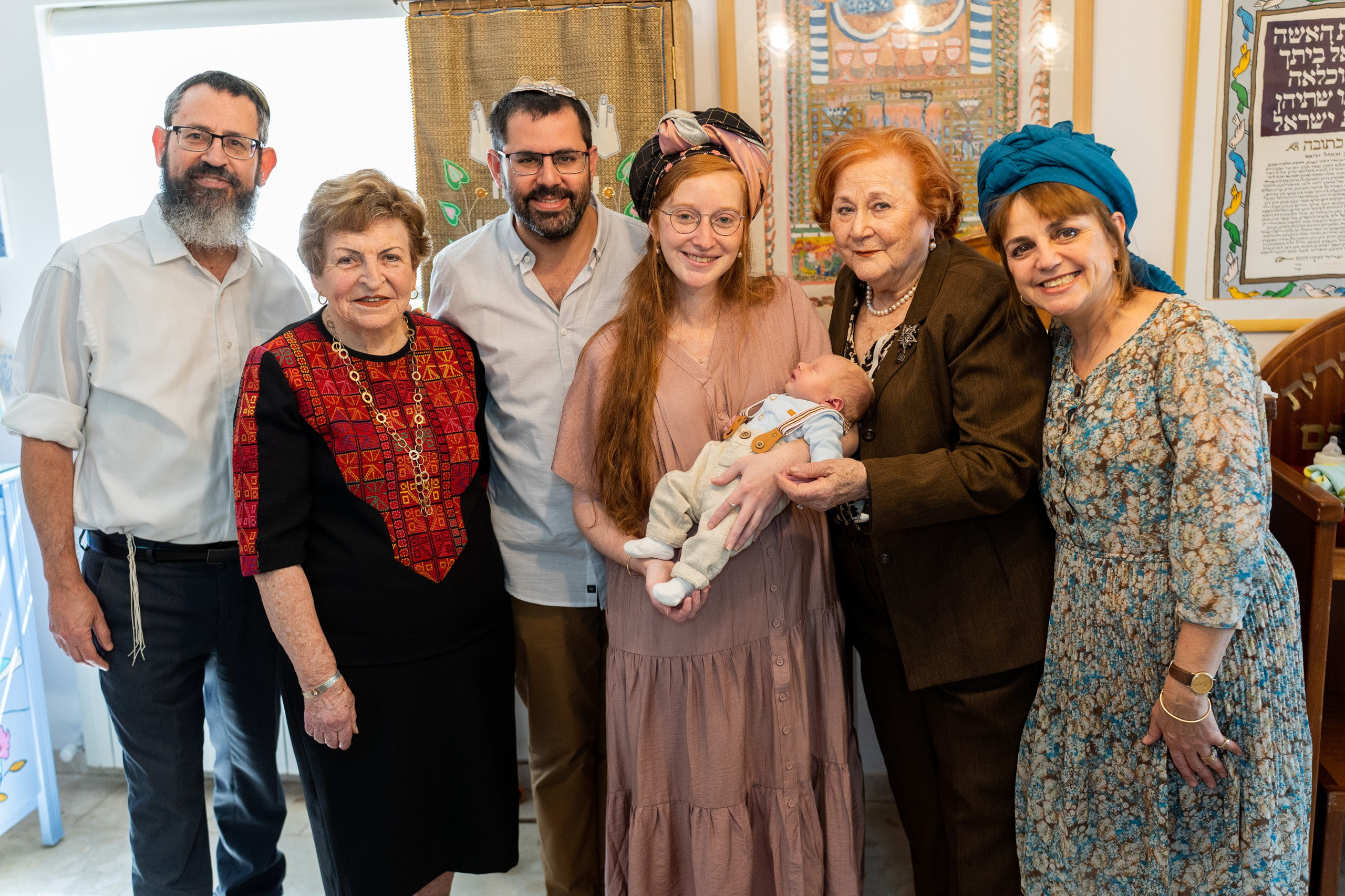 משפחת ברנד. יוסף מזרחי צילום חתונה, ברית וזוגיות. צלם מקצועי שאוהב להוציא אתכם הכי יפים ברגעים הכי מרגשים