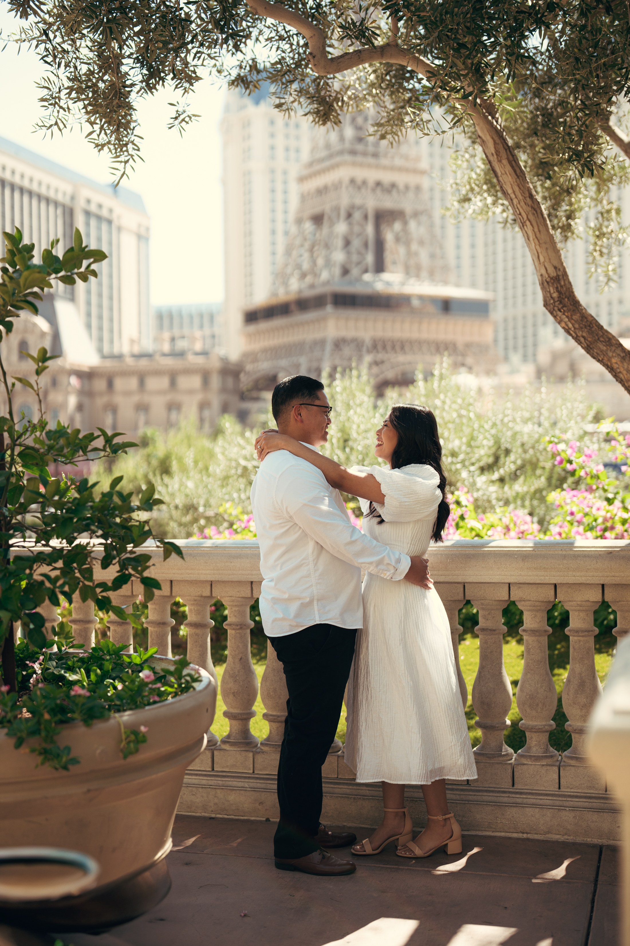 Paula&Gerald. Wedding & elopement photographer Viktoriya Kravtsov. Las Vegas