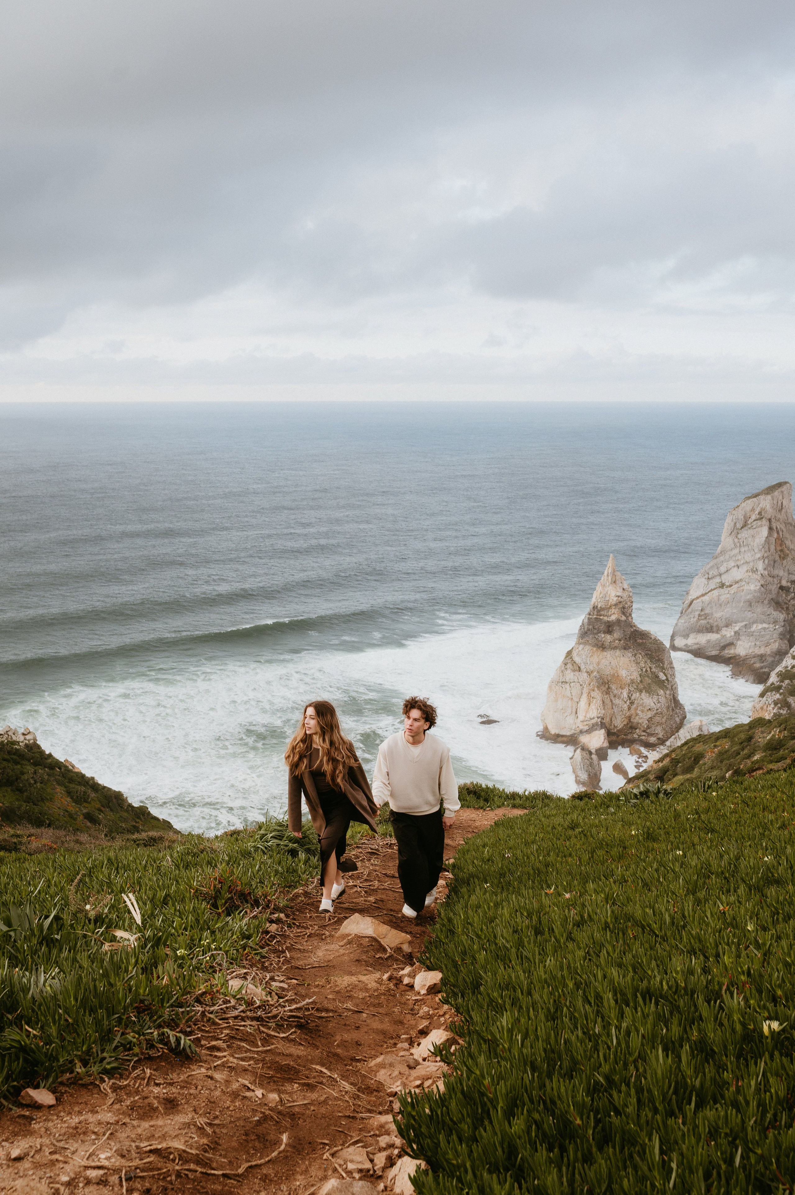 Praia da Ursa – ședință foto de cuplu într-un loc magic din Portugalia. Valentin Melen — wedding photographer