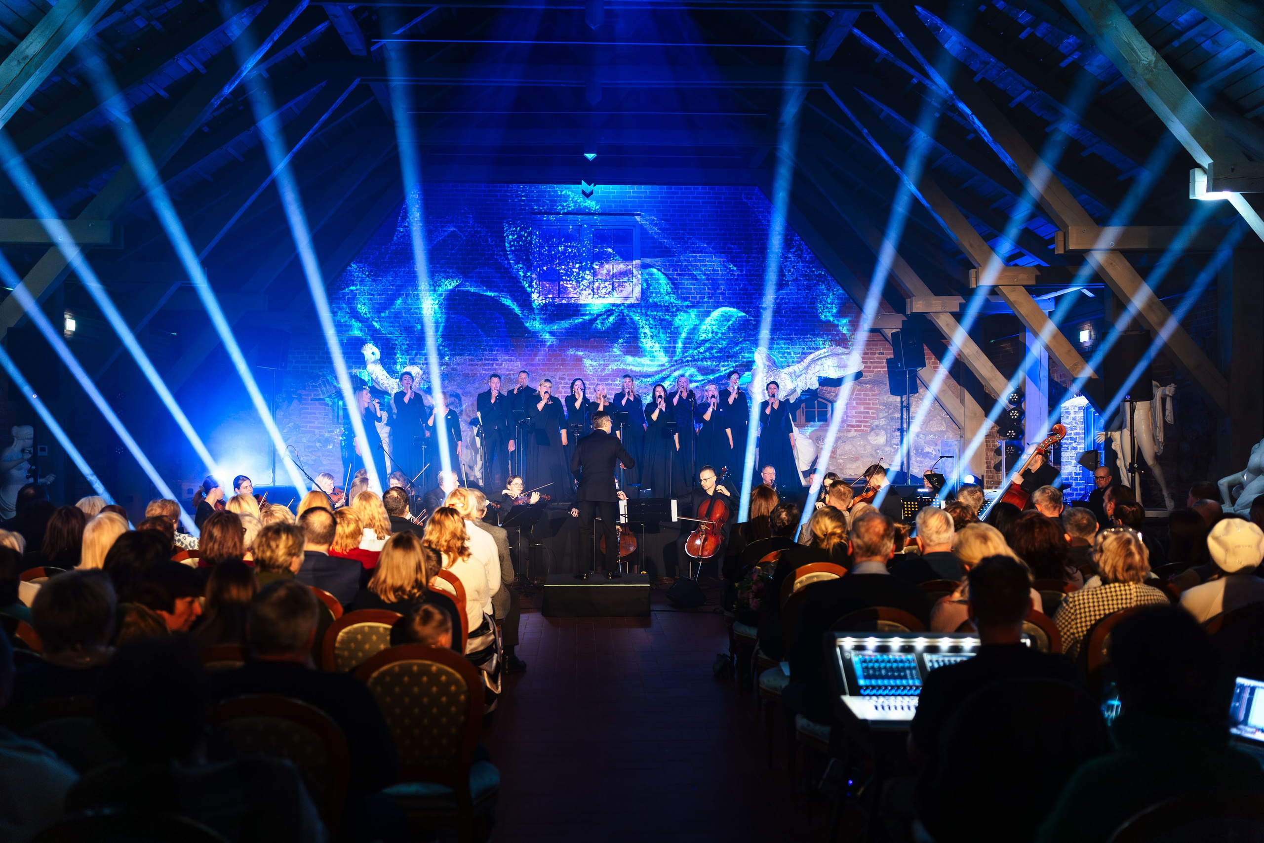 Koncertas “DO BETLEJEM”. OnePIXEL