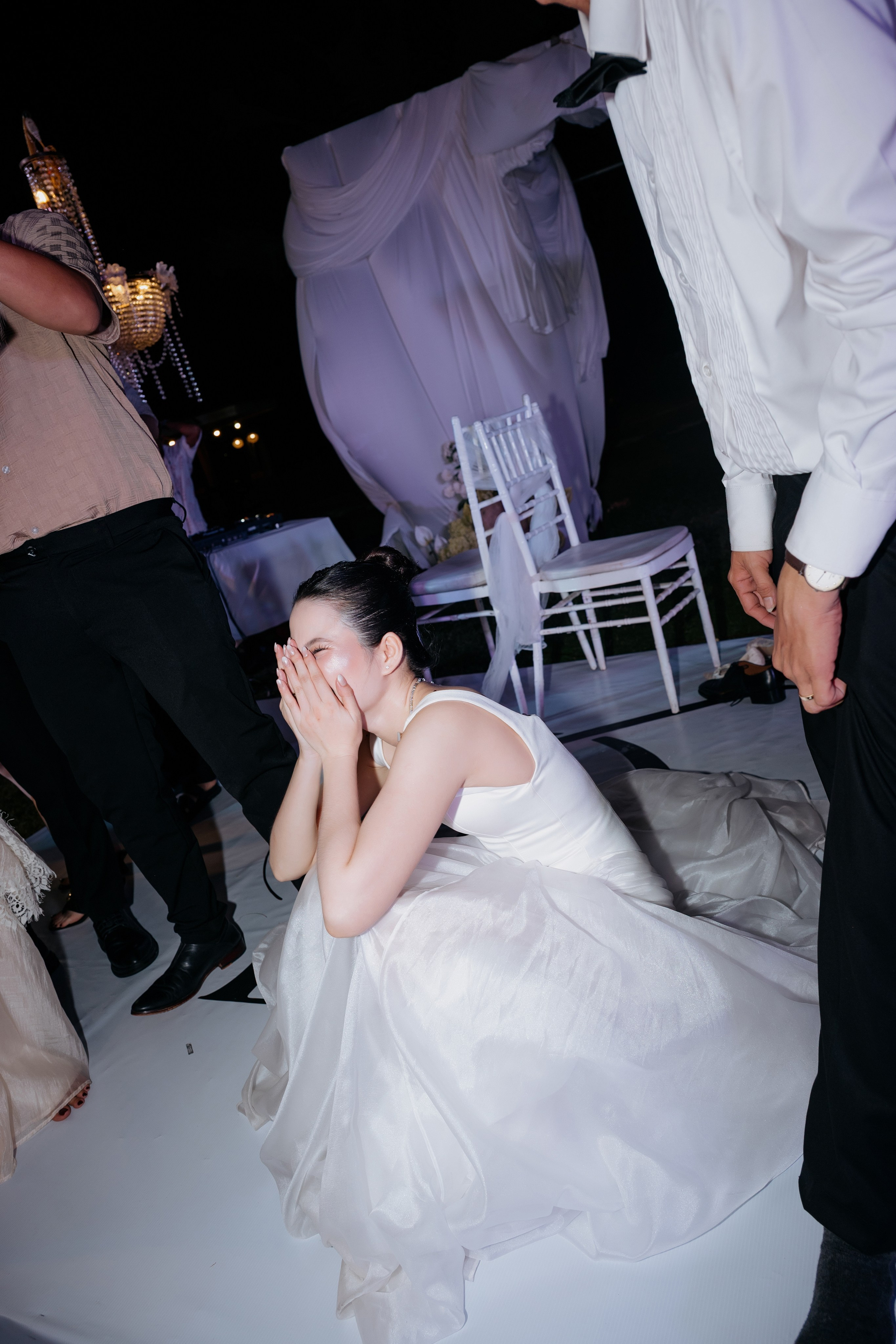 DIEU & THINH/Destination Wedding. Nhiếp ảnh gia đám cưới hàng đầu tại Thành Phố Hồ Chí Minh