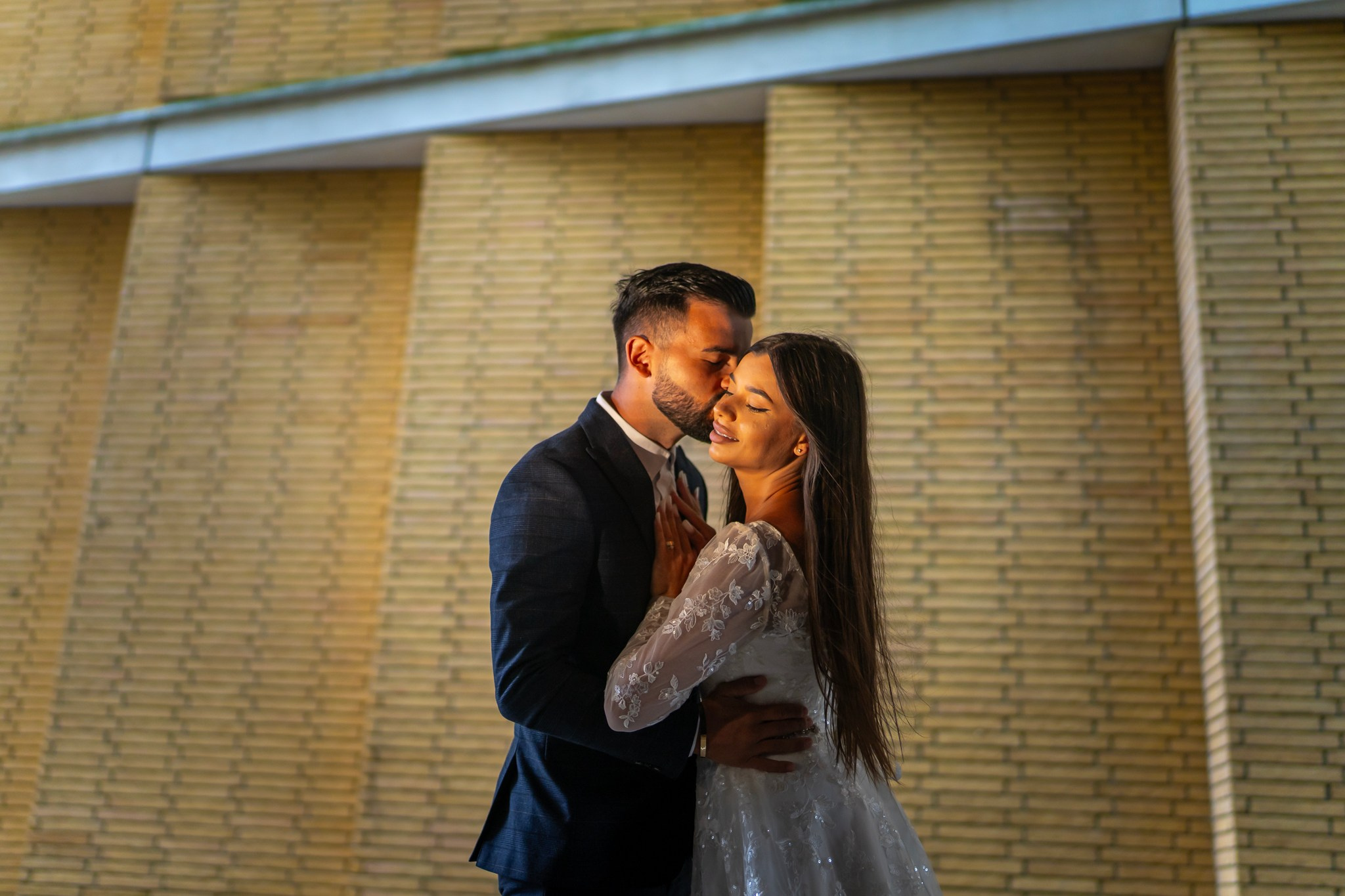 ANDREI & ANDREEA -trash the dress. Main