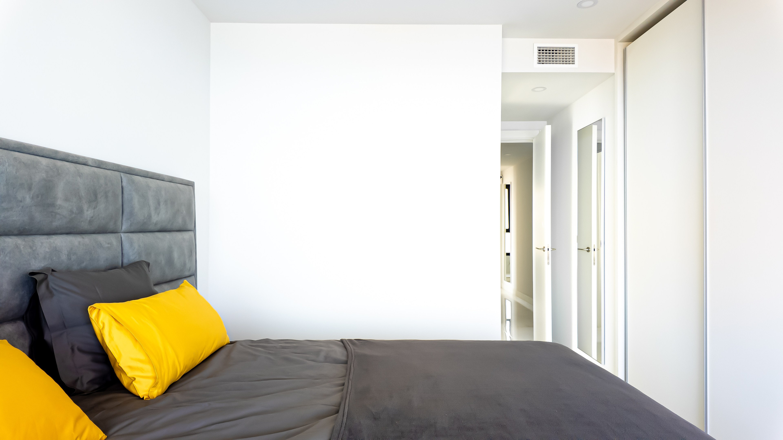 Benidorm. Baby Beast