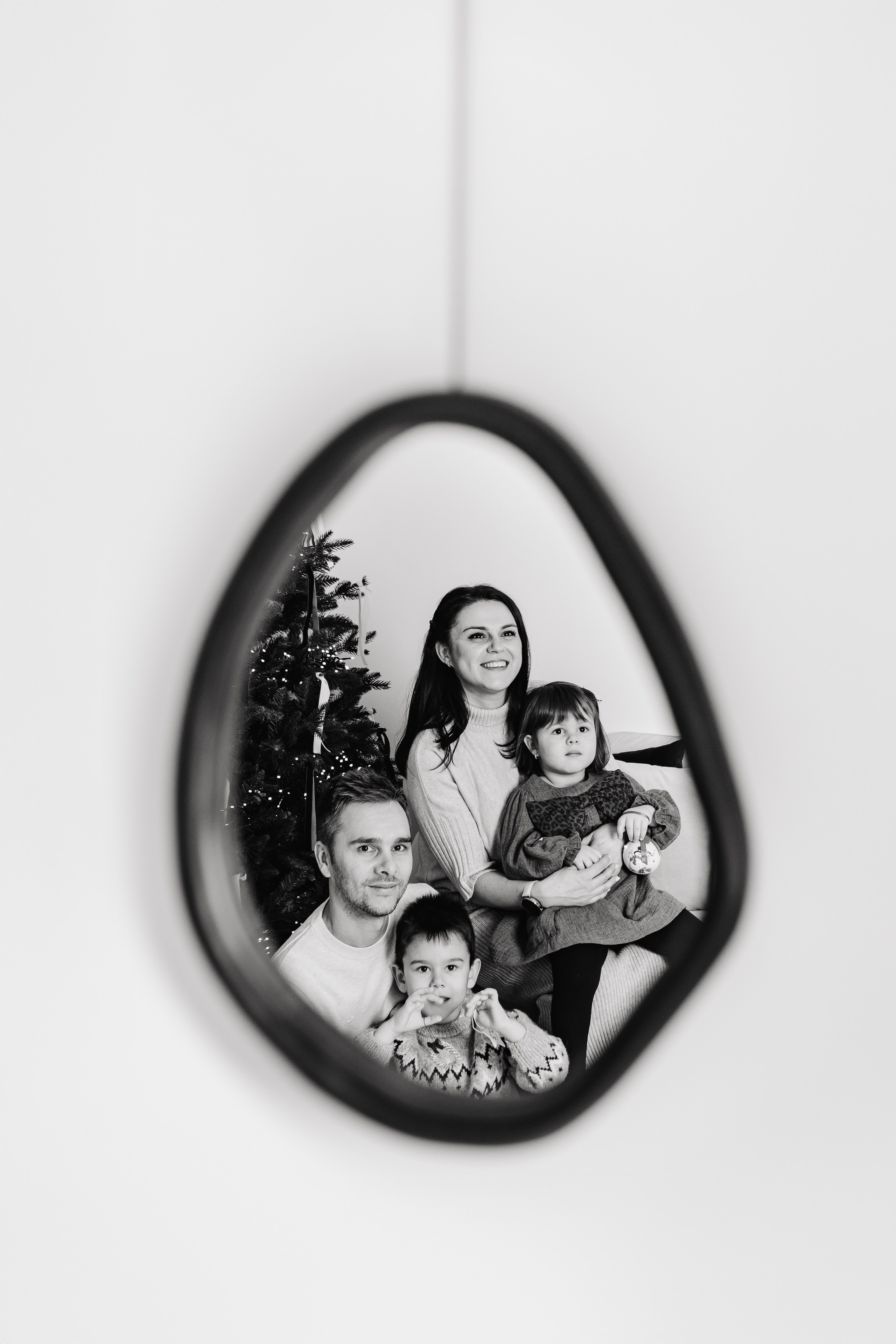 Familia Codreanu. Cristina Andronache fotograf Brașov fotograf de familie fotograf de nunta Brașov