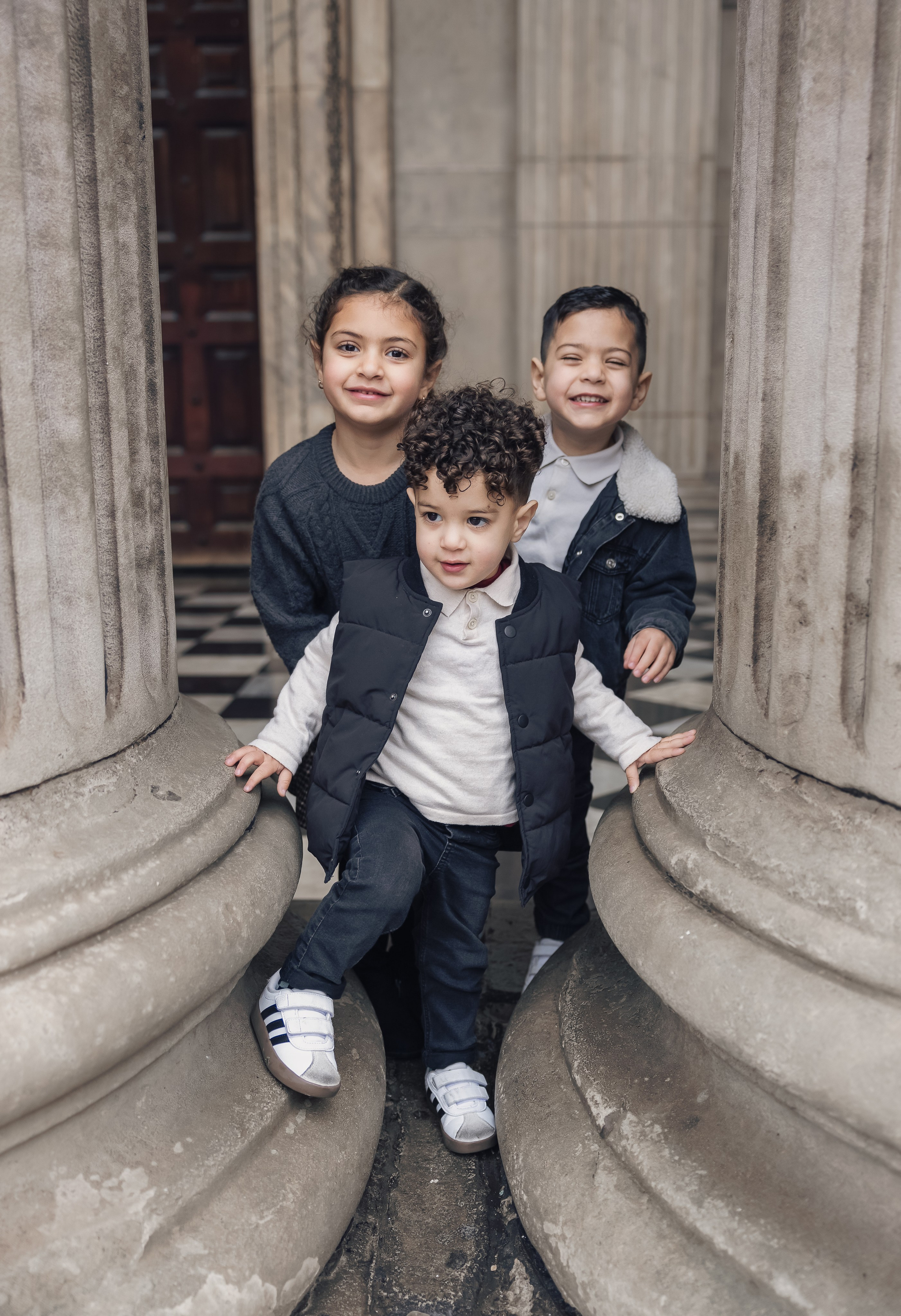 Families. PHOTOGRAPHER IN LONDON