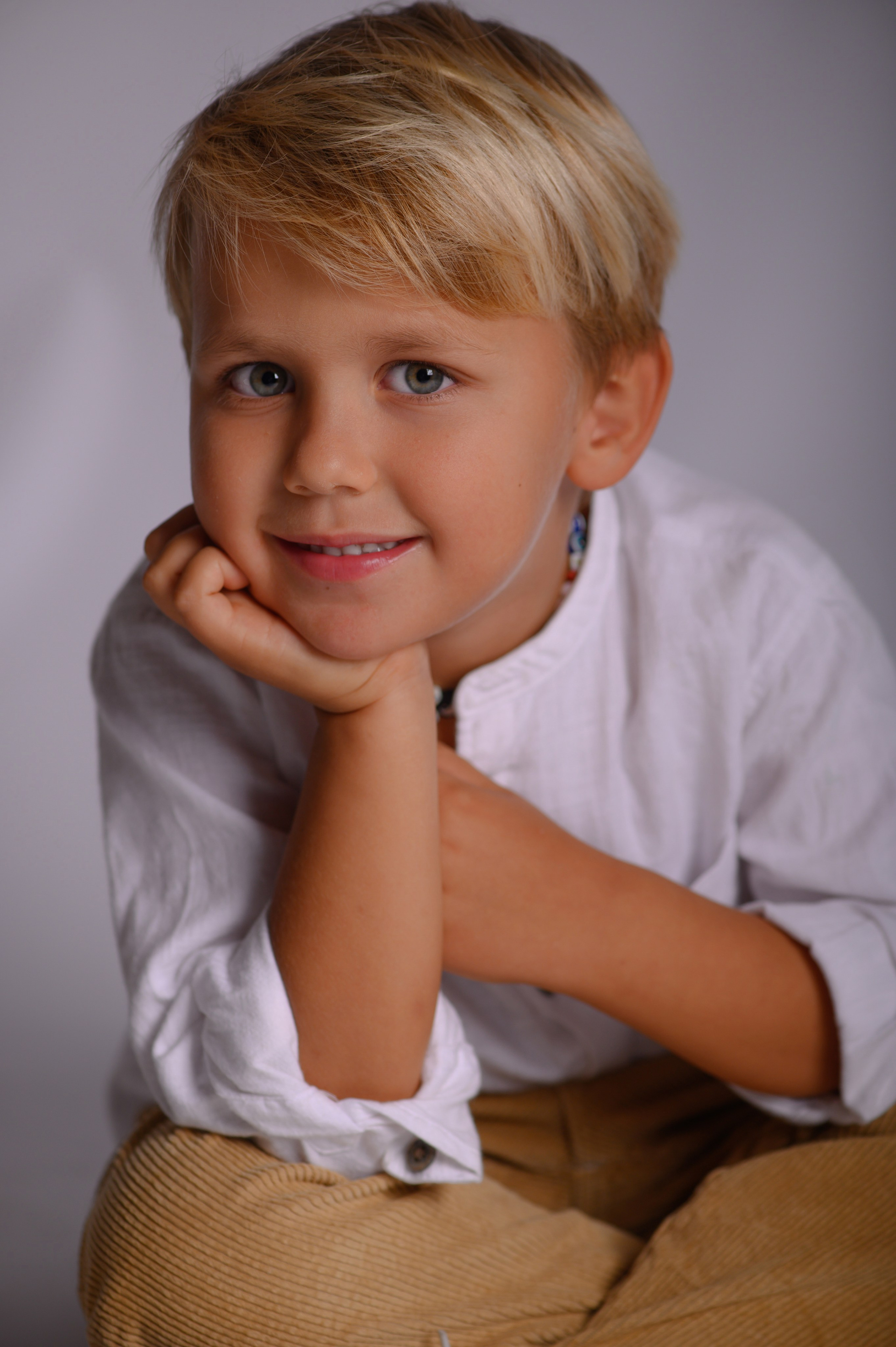 KIDS STUDIO. Семейная, детская, портретная и предметная фотосъемка в Салониках